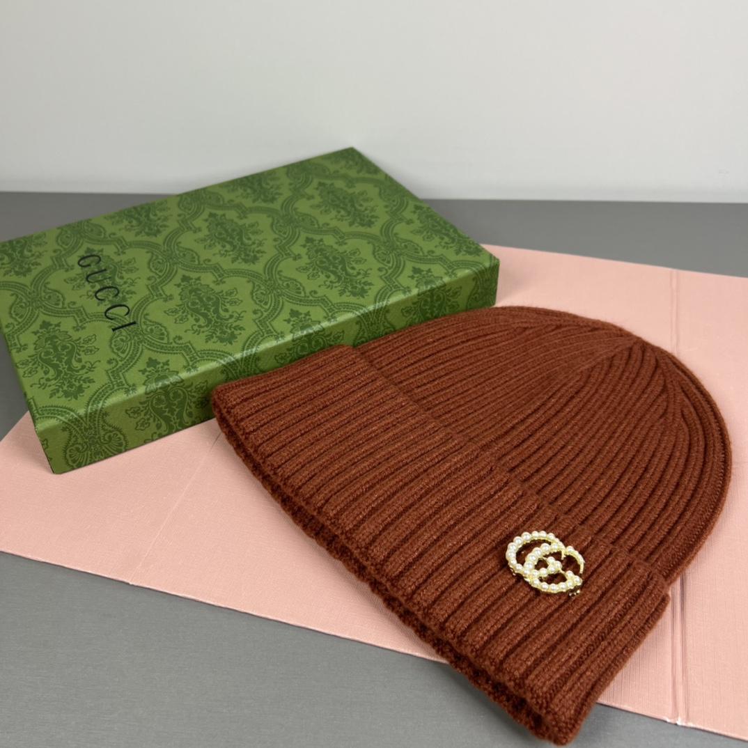 Gucci Beanie  - FashionPlug