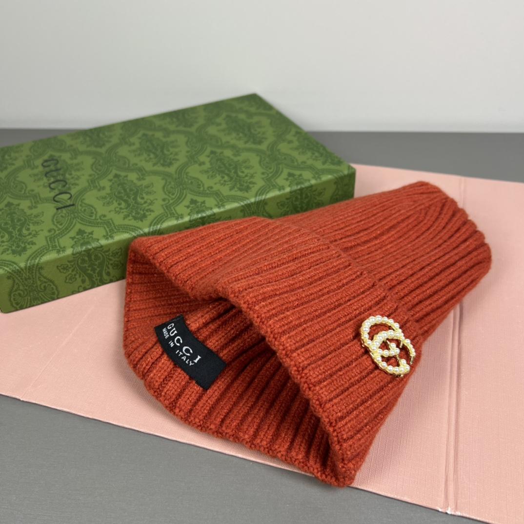 Gucci Beanie  - FashionPlug