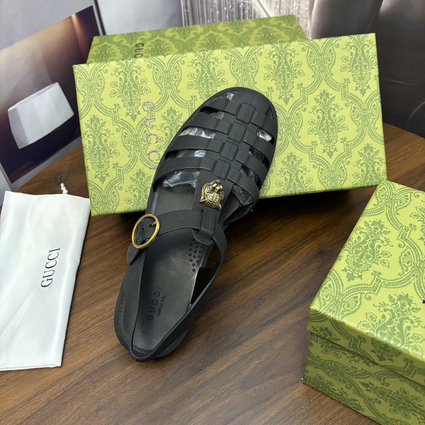 Gucci Sandal With Double G - FashionPlug