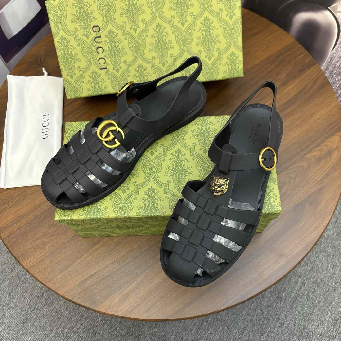 Gucci Sandal With Double G - FashionPlug