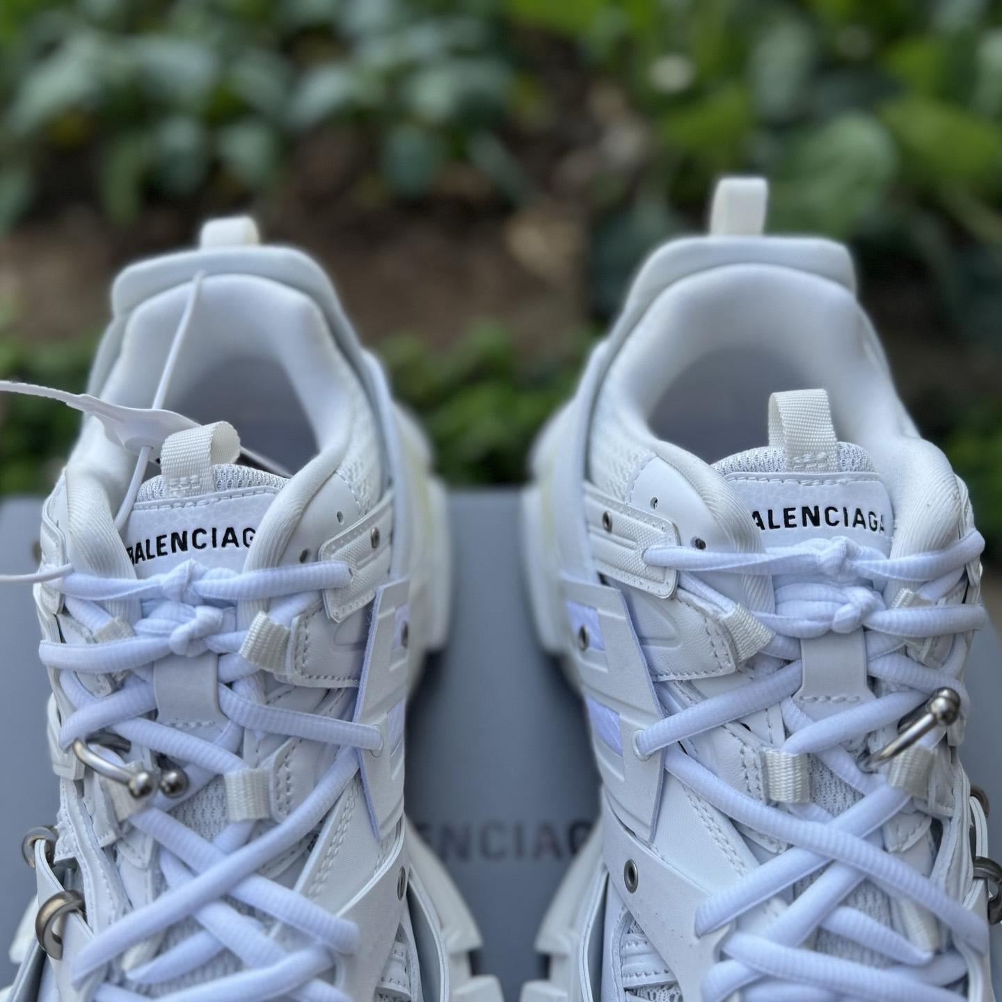 Balenciaga Track piercing Sneaker In White - FashionPlug
