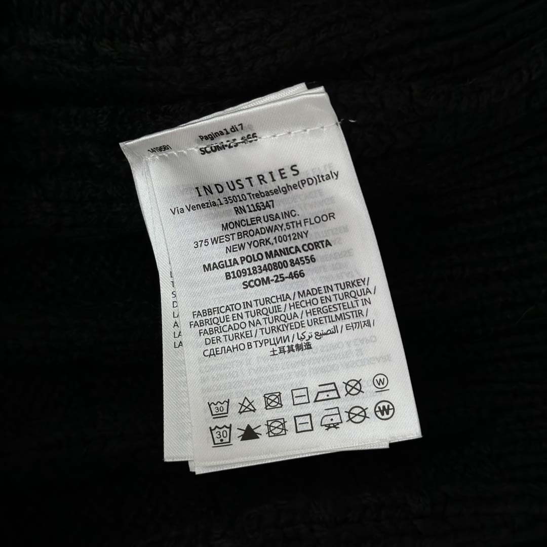 Moncler Wool & Cashmere Jumper - FashionPlug