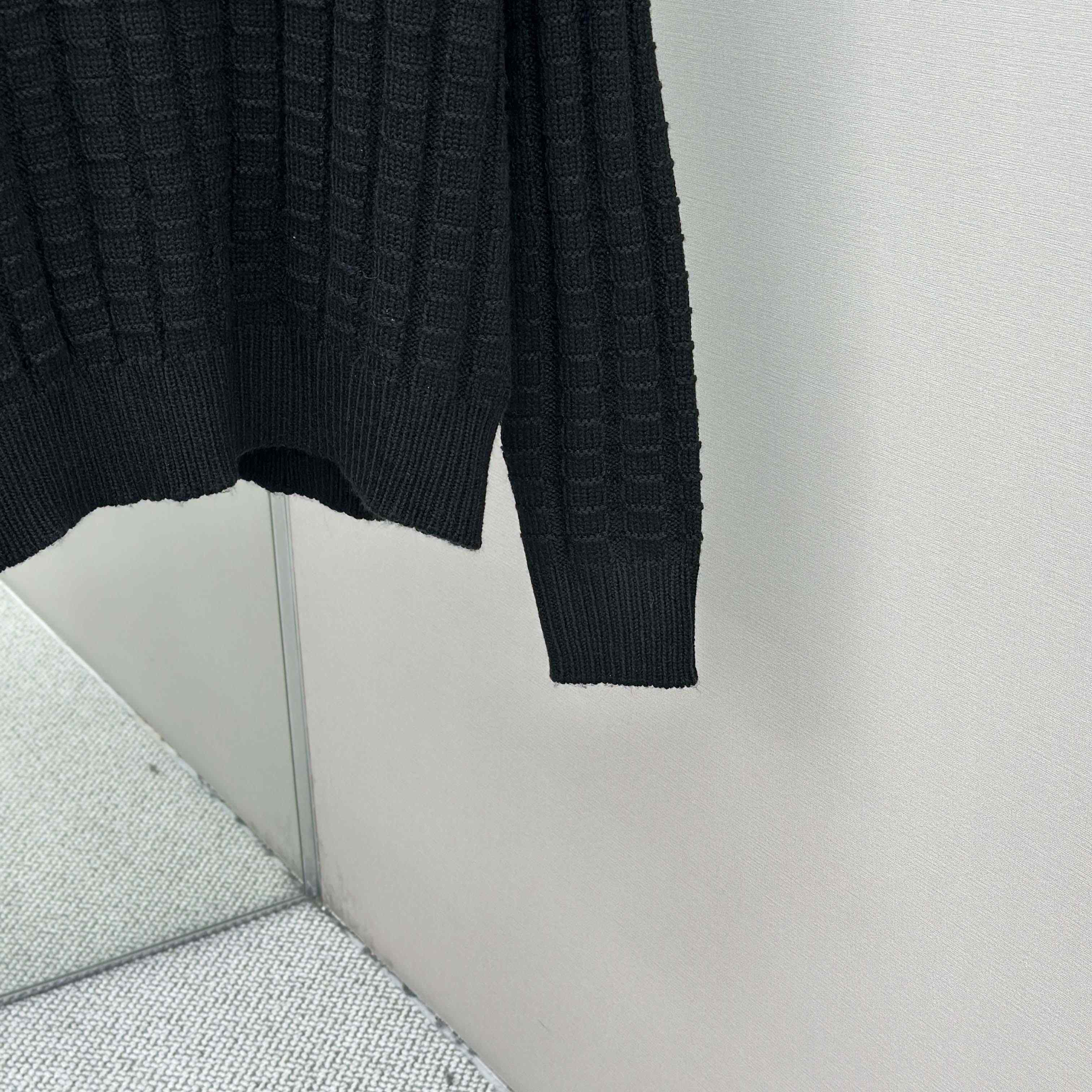Moncler Wool & Cashmere Jumper - FashionPlug