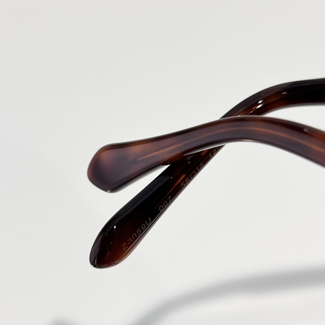 Louis Vuitton LV Hit Large Square Sunglasses   Z3059U - FashionPlug