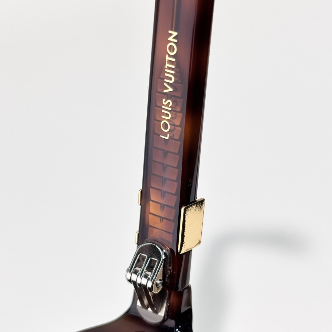 Louis Vuitton LV Hit Large Square Sunglasses   Z3059U - FashionPlug