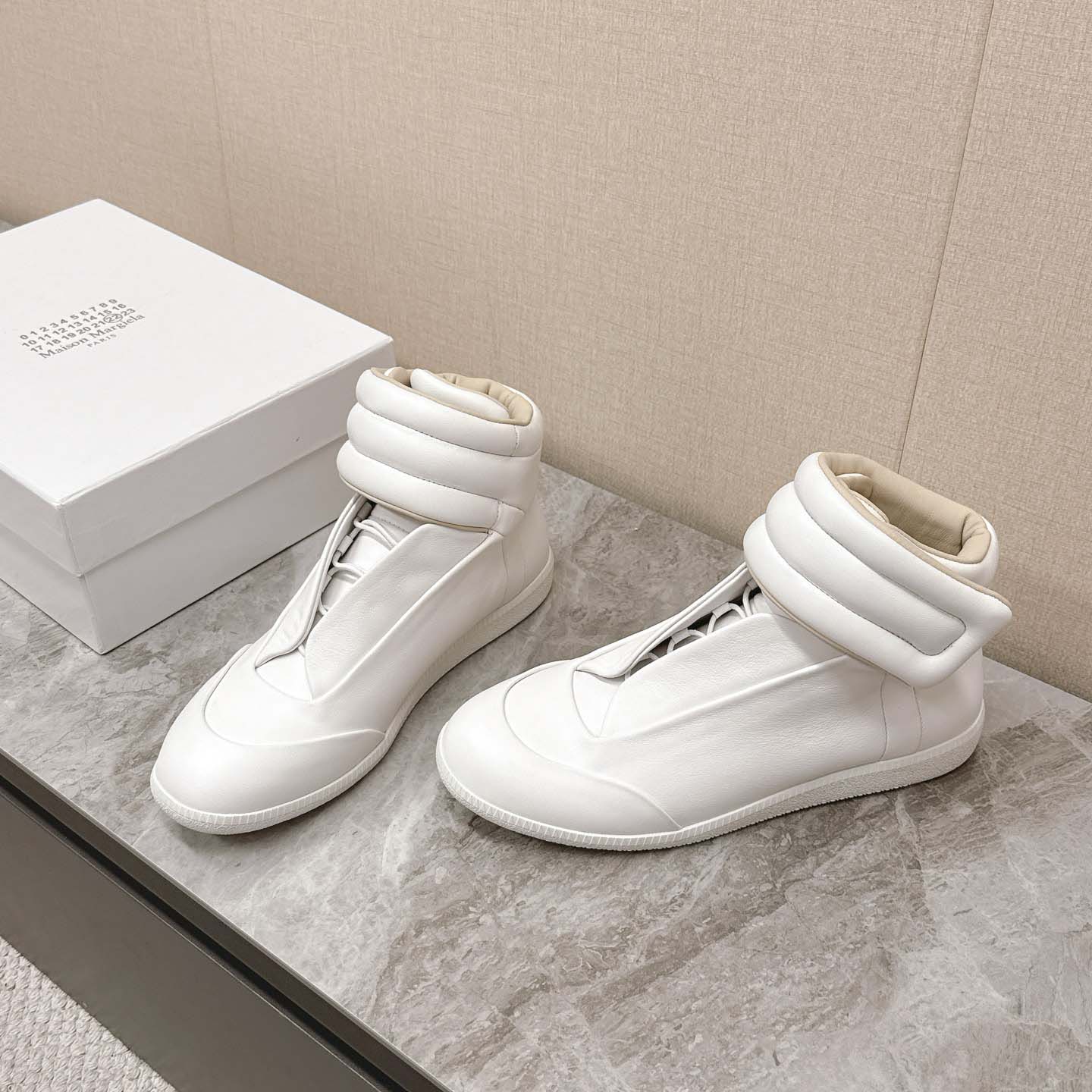 Maison Margiela Future Sneakers - FashionPlug