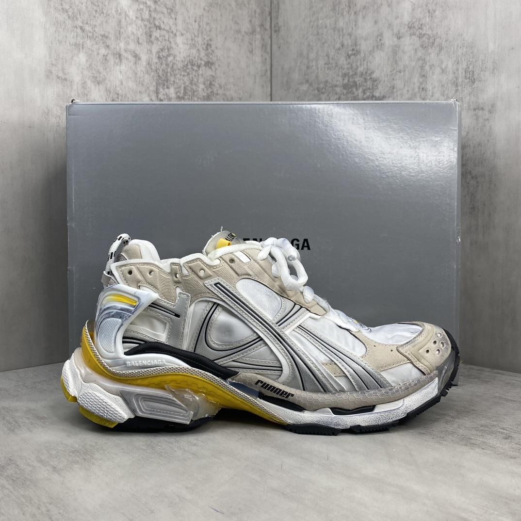 Balenciaga Runner Sneakers - FashionPlug