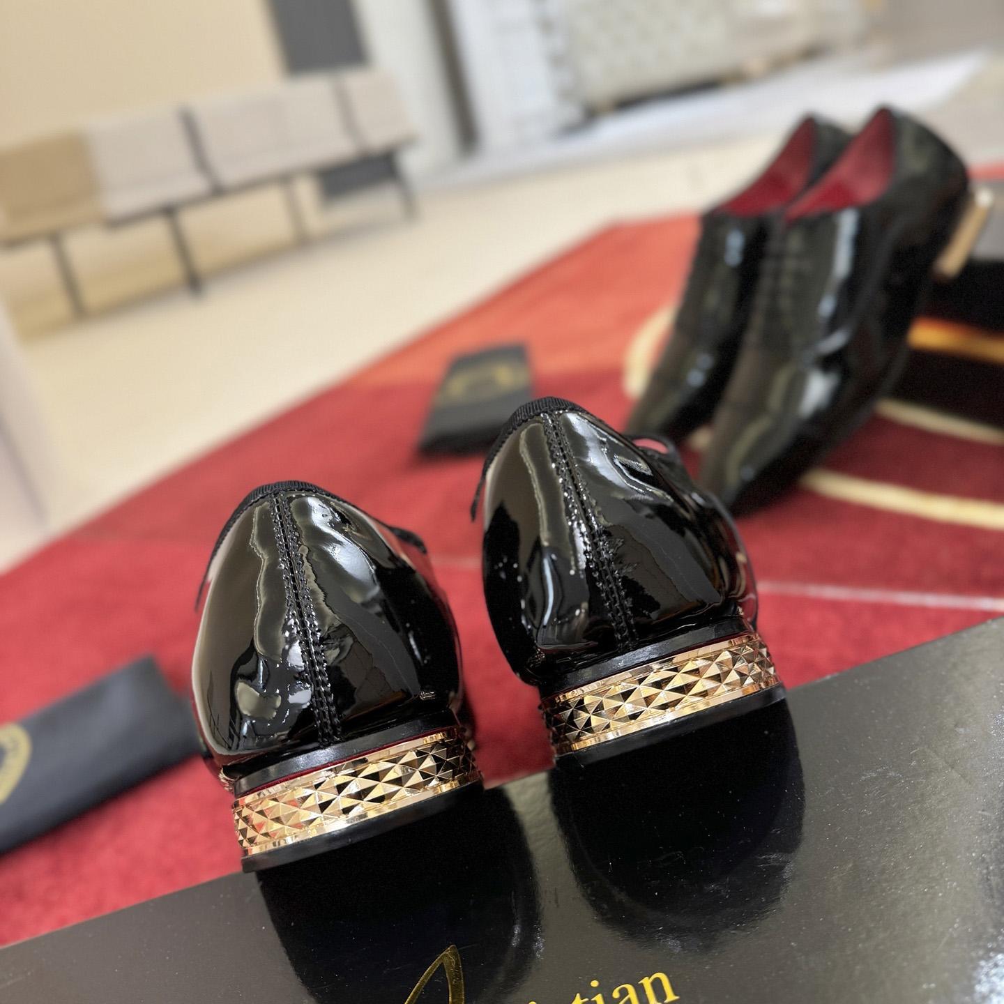 Christian Louboutin Greggyrocks Oxfords  - FashionPlug