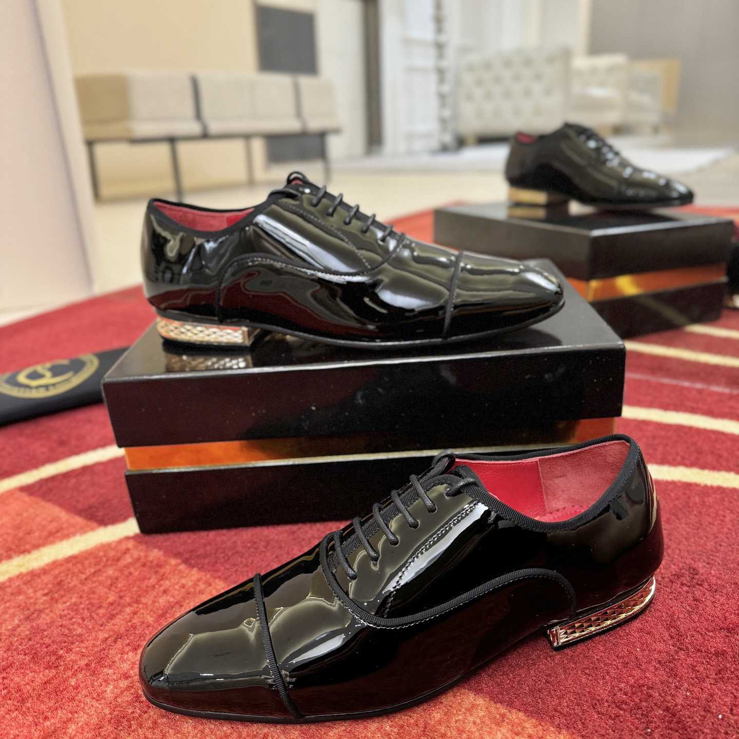 Christian Louboutin Greggyrocks Oxfords  - FashionPlug