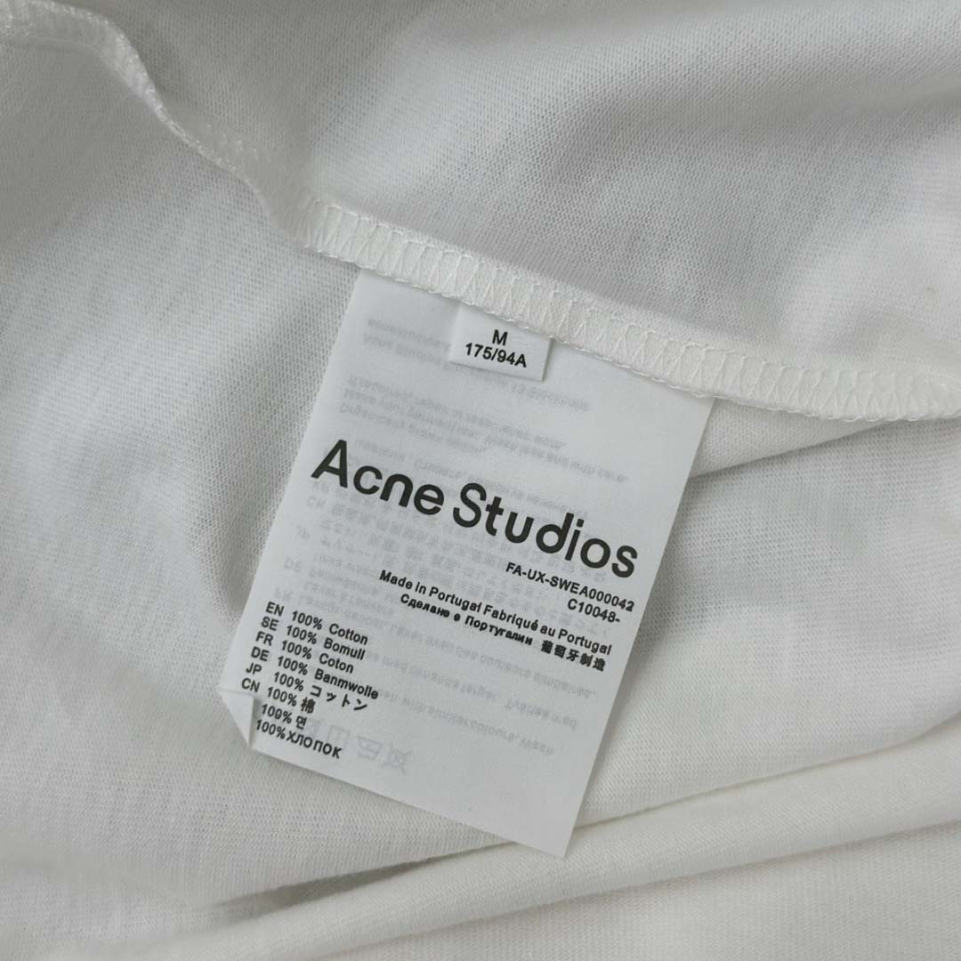 Acne Studios Logo T-shirt - Off white - FashionPlug