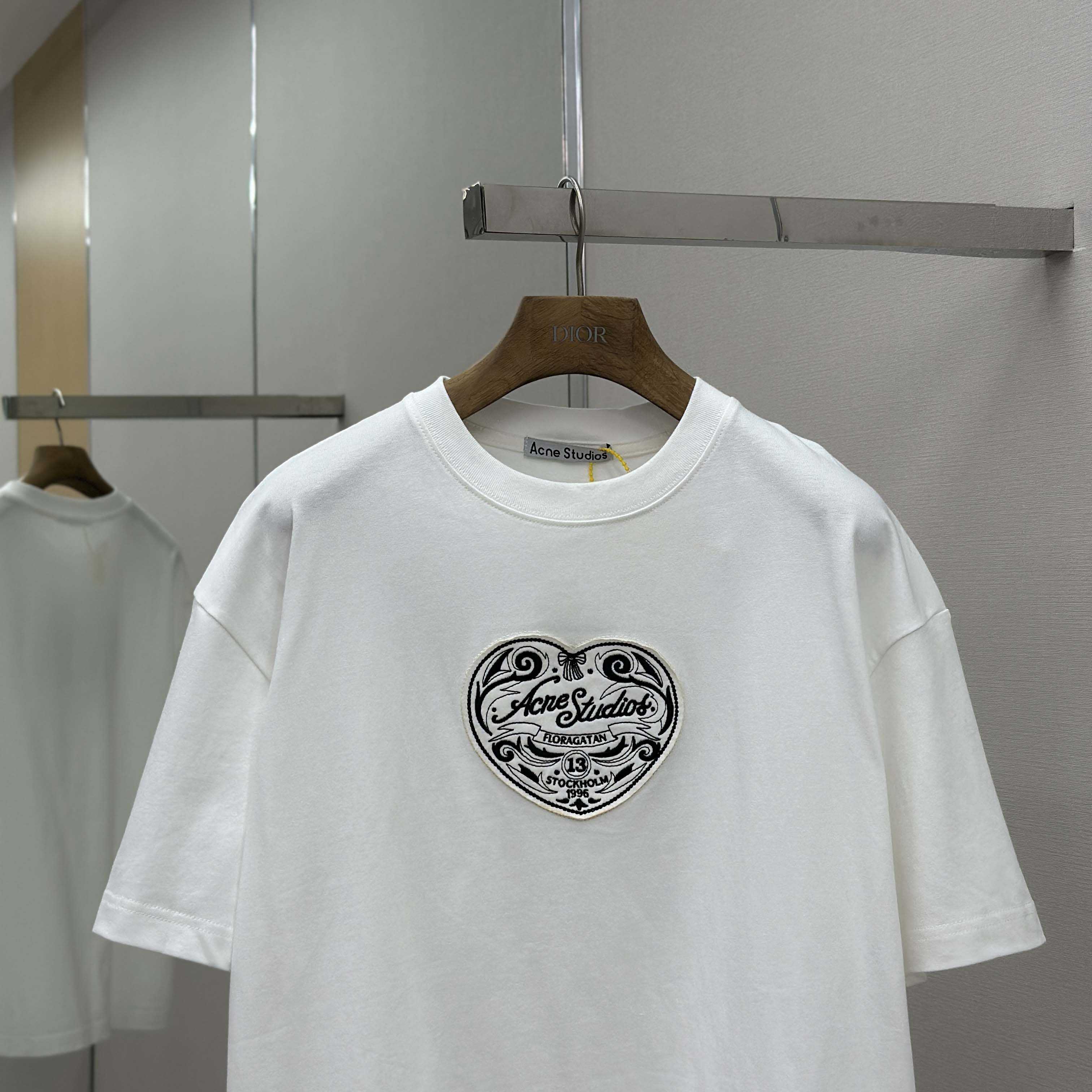 Acne Studios Logo T-shirt - Off white - FashionPlug