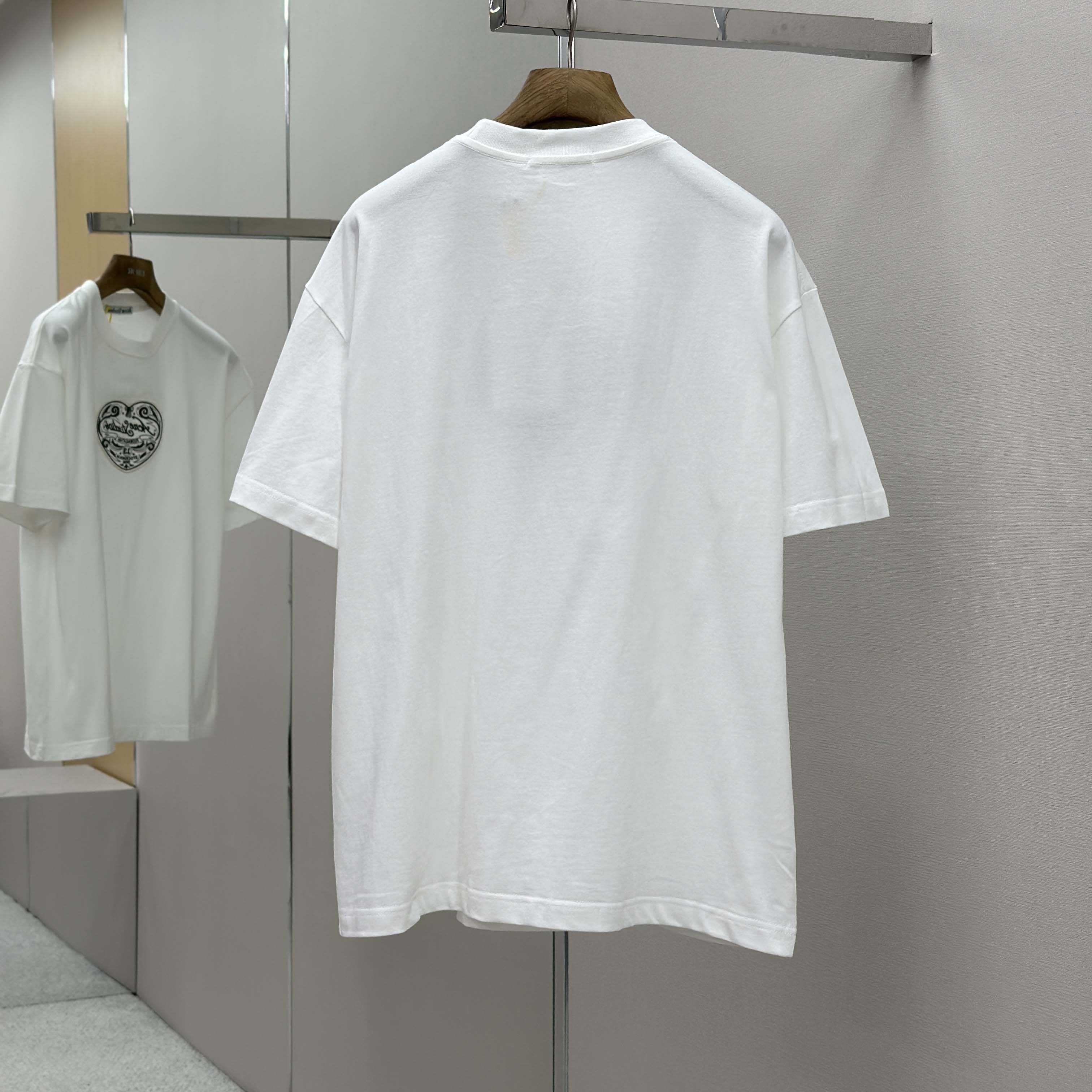 Acne Studios Logo T-shirt - Off white - FashionPlug