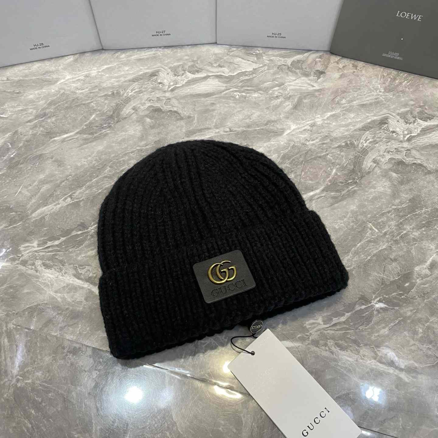 Gucci Beanie  - FashionPlug