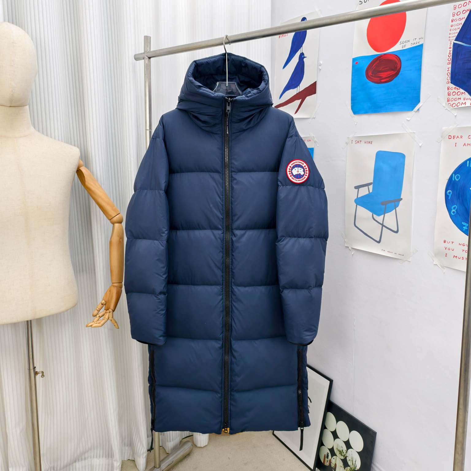 Moncler Lawrence Long Puffer - FashionPlug