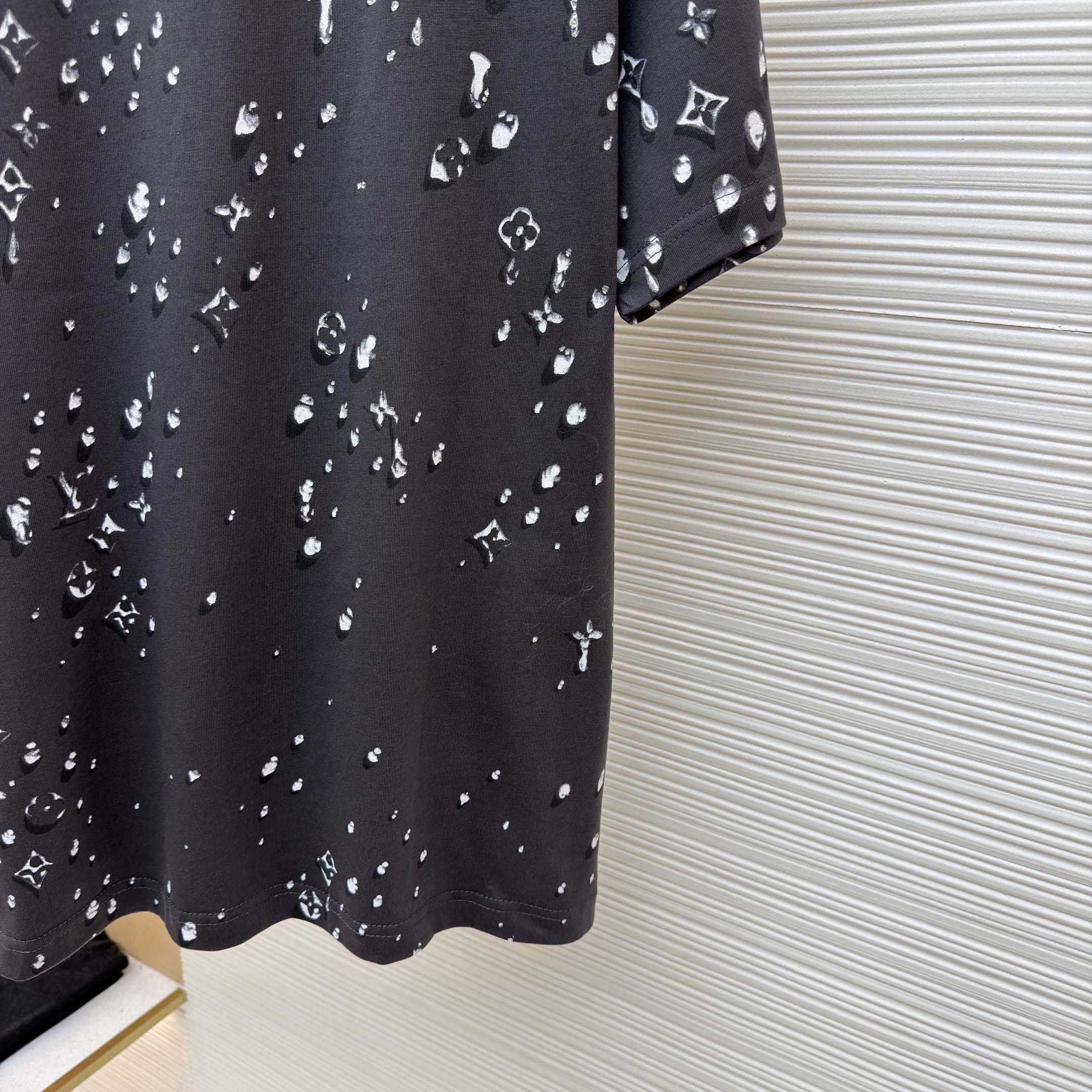 Louis Vuitton Monogram Short-Sleeved T-Shirt   1AJCBF - FashionPlug