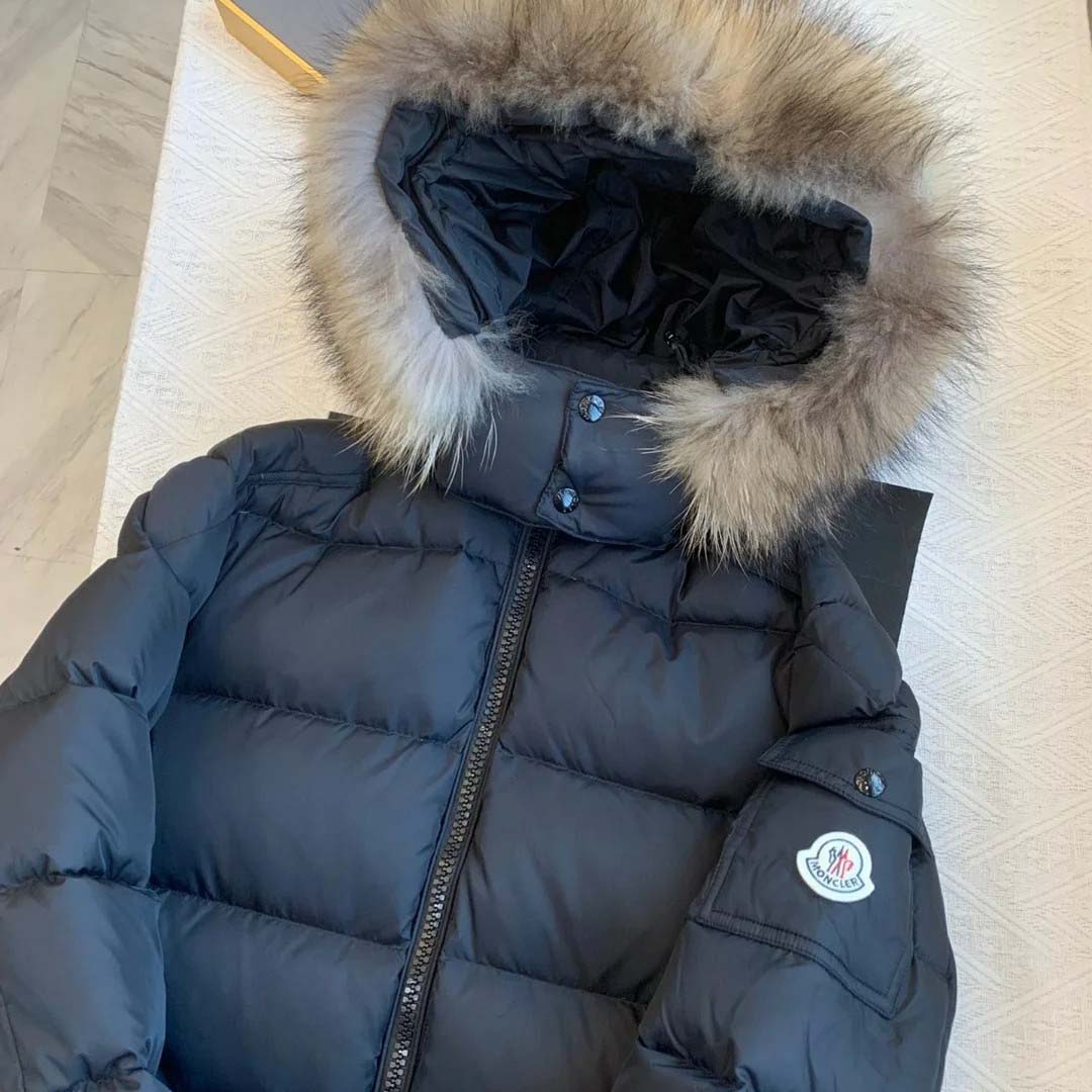 Moncler Maya Short Down Jacket - FashionPlug
