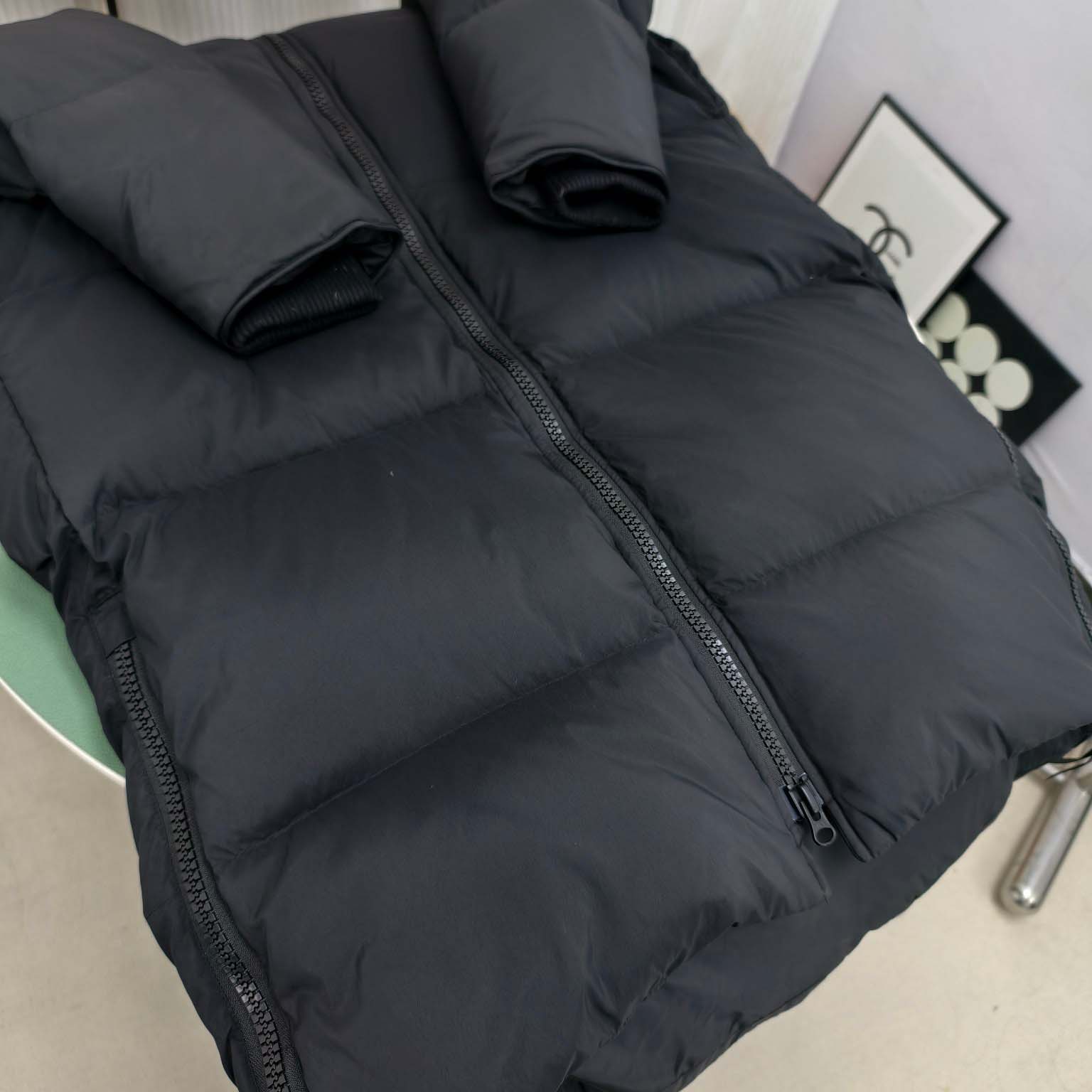 Moncler Lawrence Long Puffer - FashionPlug