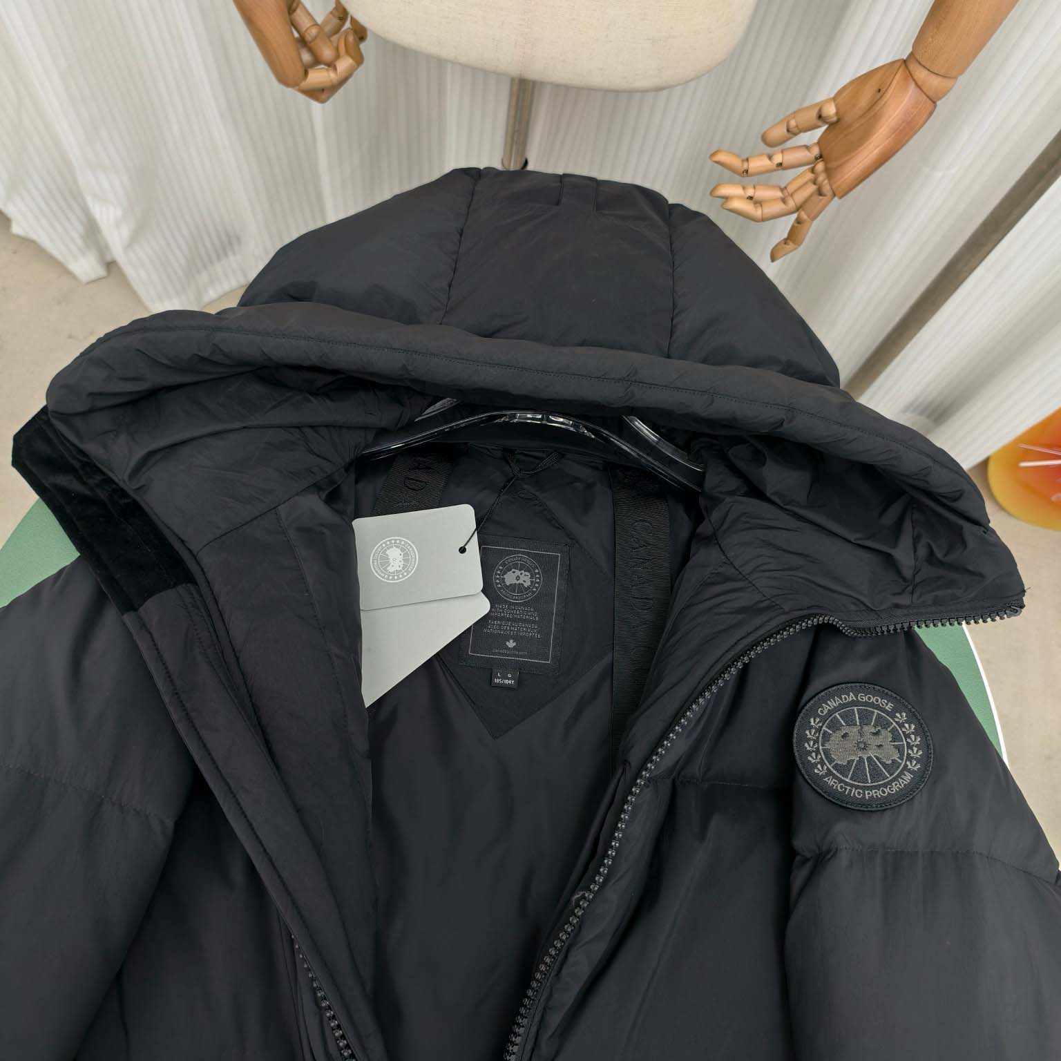 Moncler Lawrence Long Puffer - FashionPlug