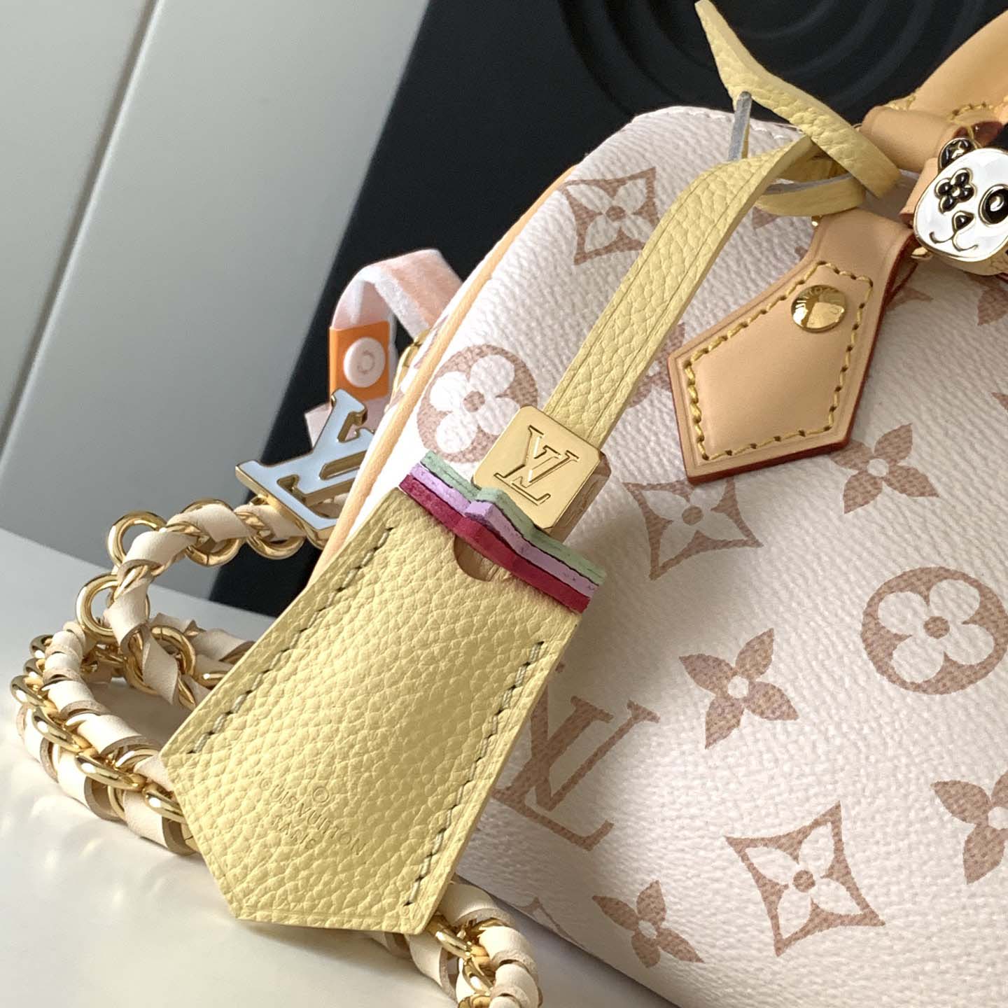 Louis Vuitton Speedy Bandoulière 20    M24474 - FashionPlug