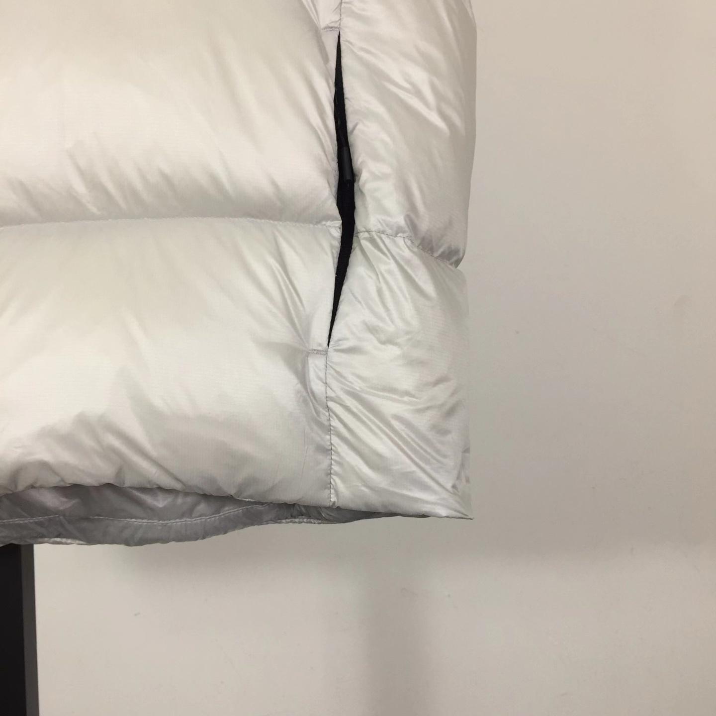 Canada Goose Cypress Puffer Vest - FashionPlug