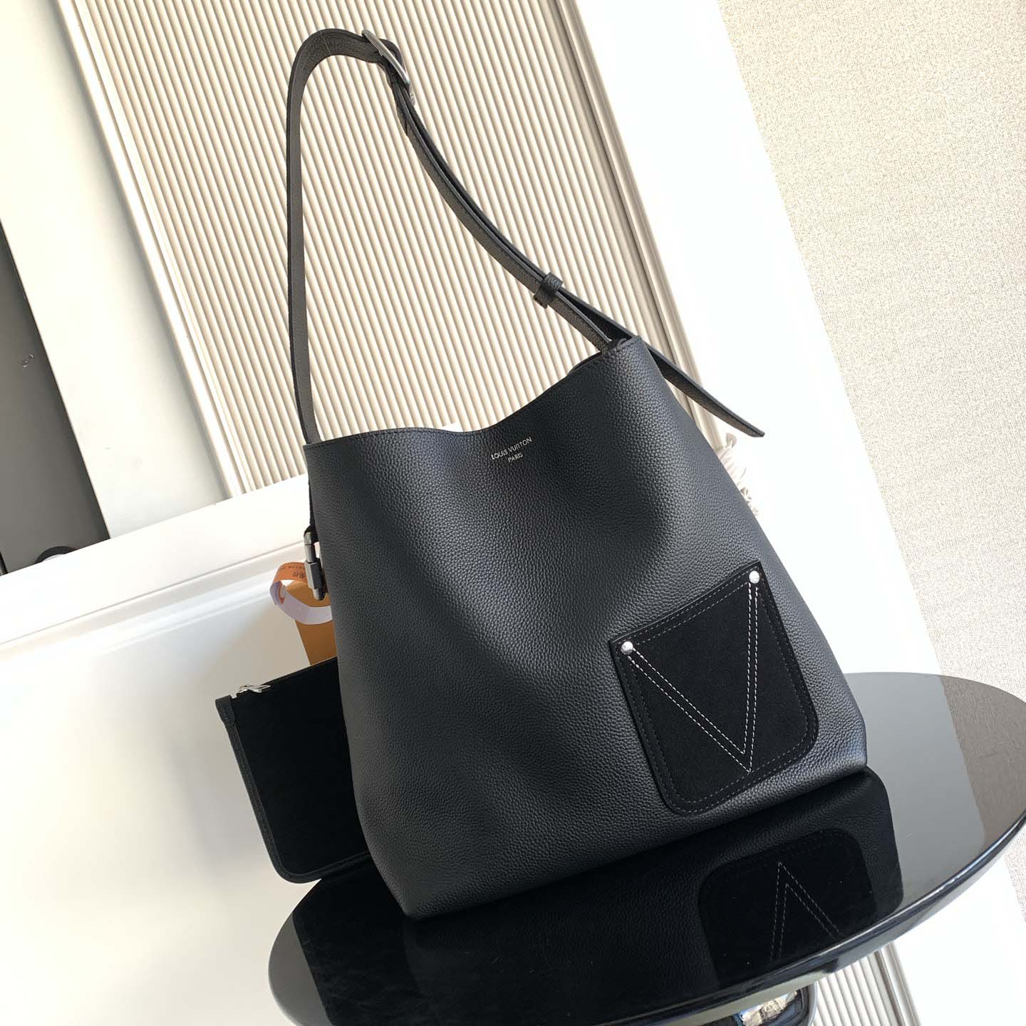 Louis Vuitton Verso Hobo H38      M27022 - FashionPlug
