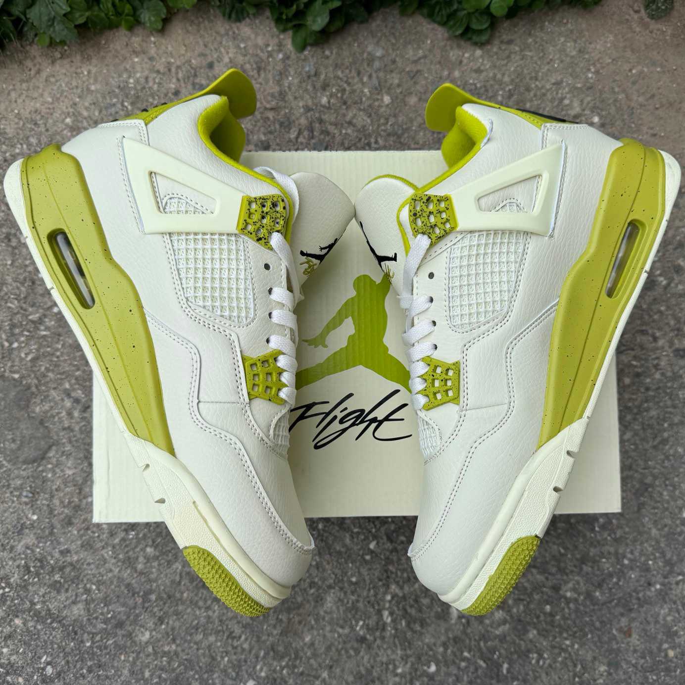 J. Balvin x Jordan Air Jordan 4 Retro 'Lemonade' IW2872-700  - FashionPlug