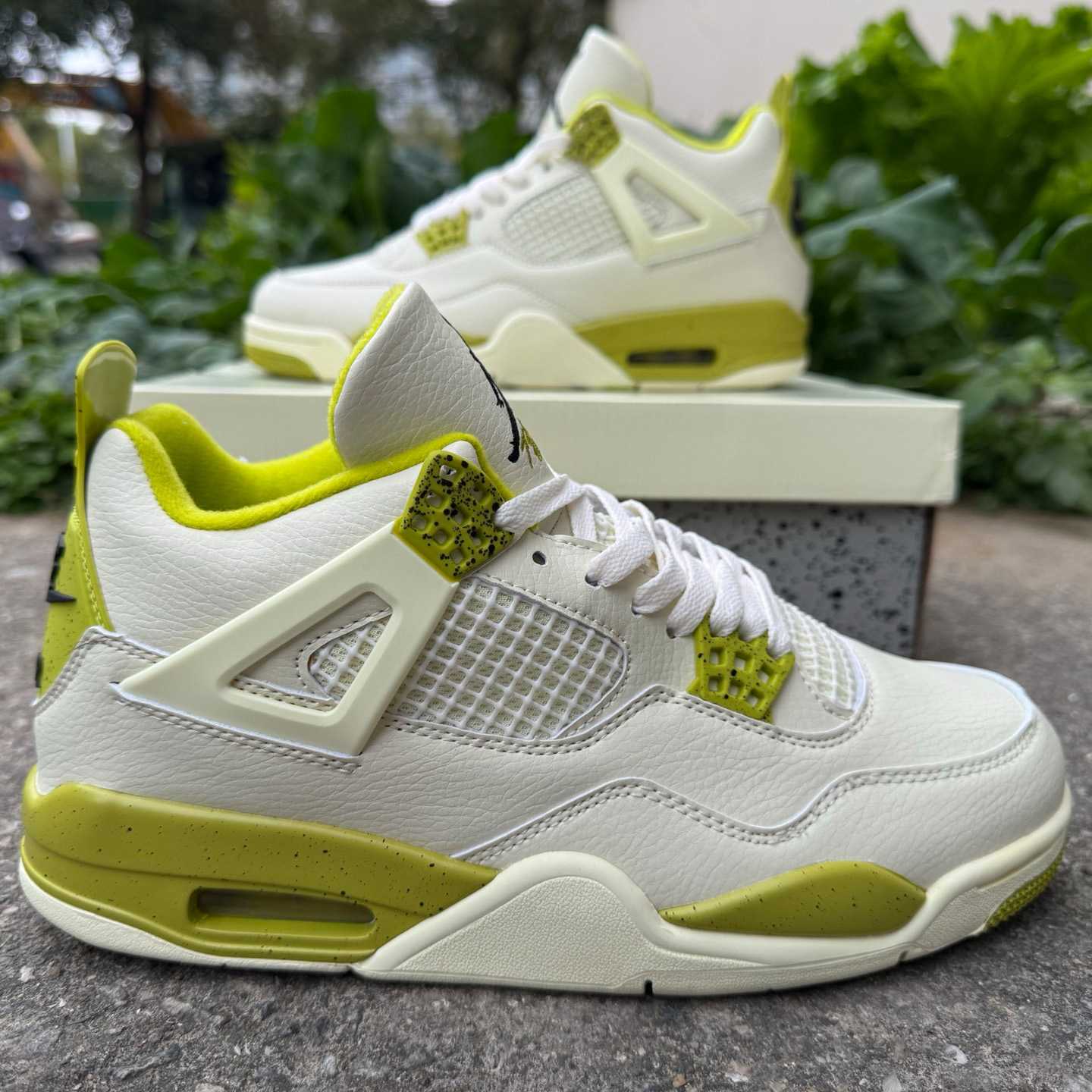 J. Balvin x Jordan Air Jordan 4 Retro 'Lemonade' IW2872-700  - FashionPlug