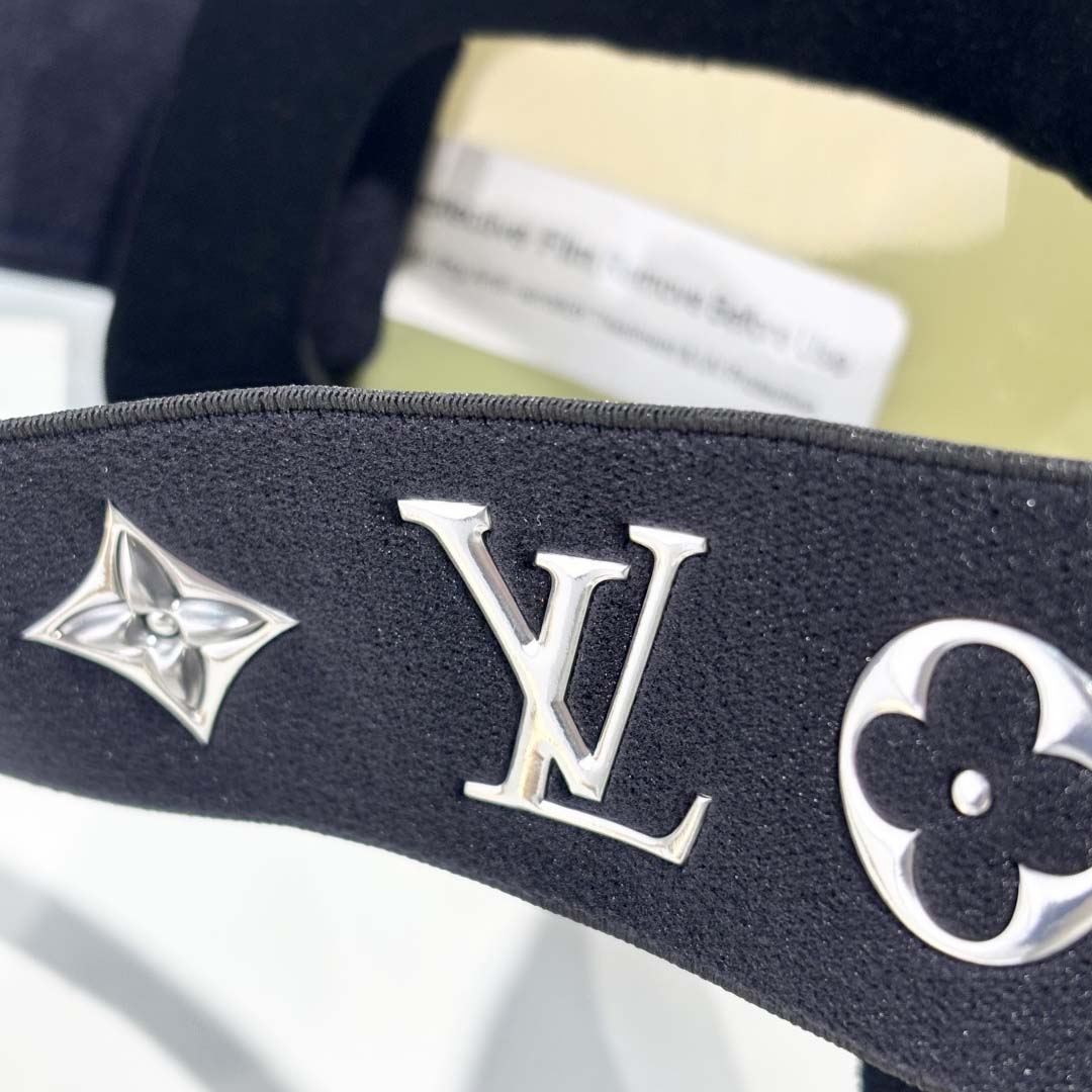 Louis Vuitton LV Snow Gradient Mask - FashionPlug