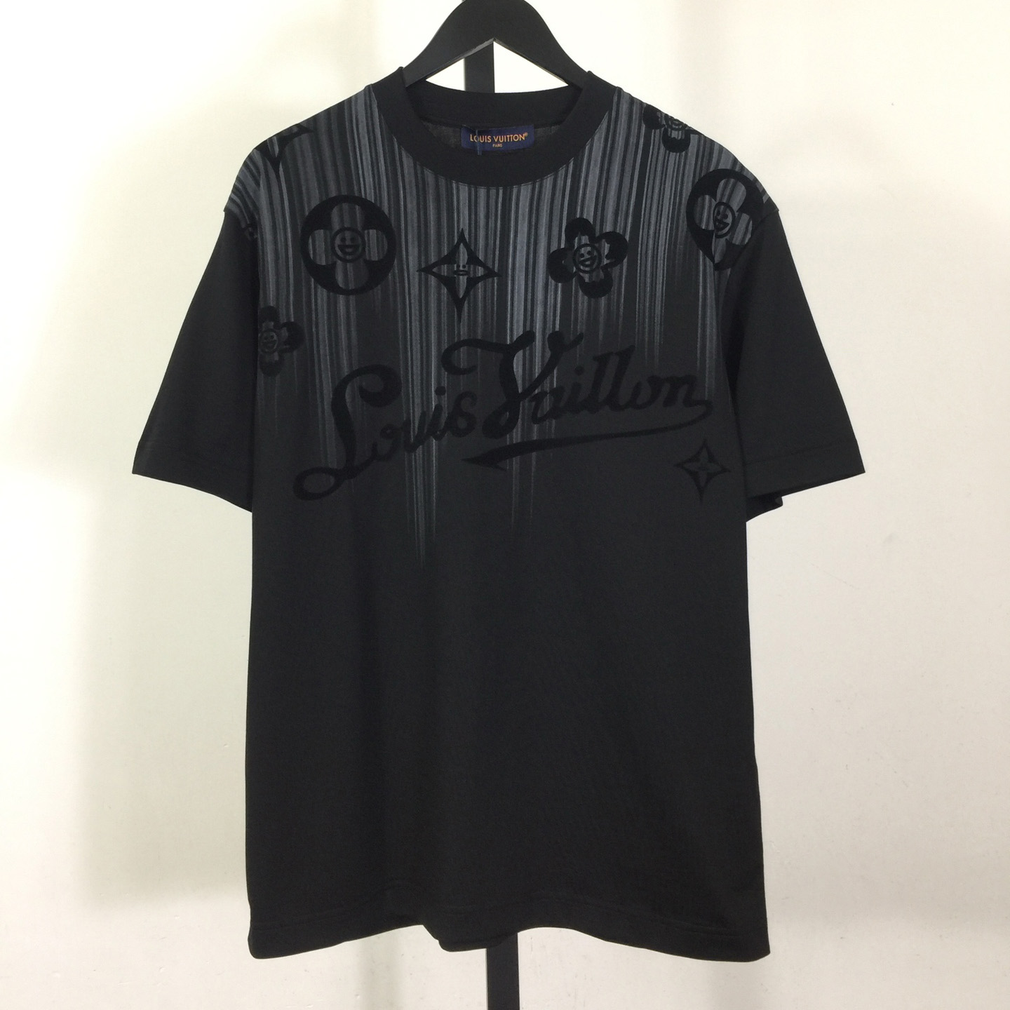 Louis Vuitton T-shirt Monogram - FashionPlug
