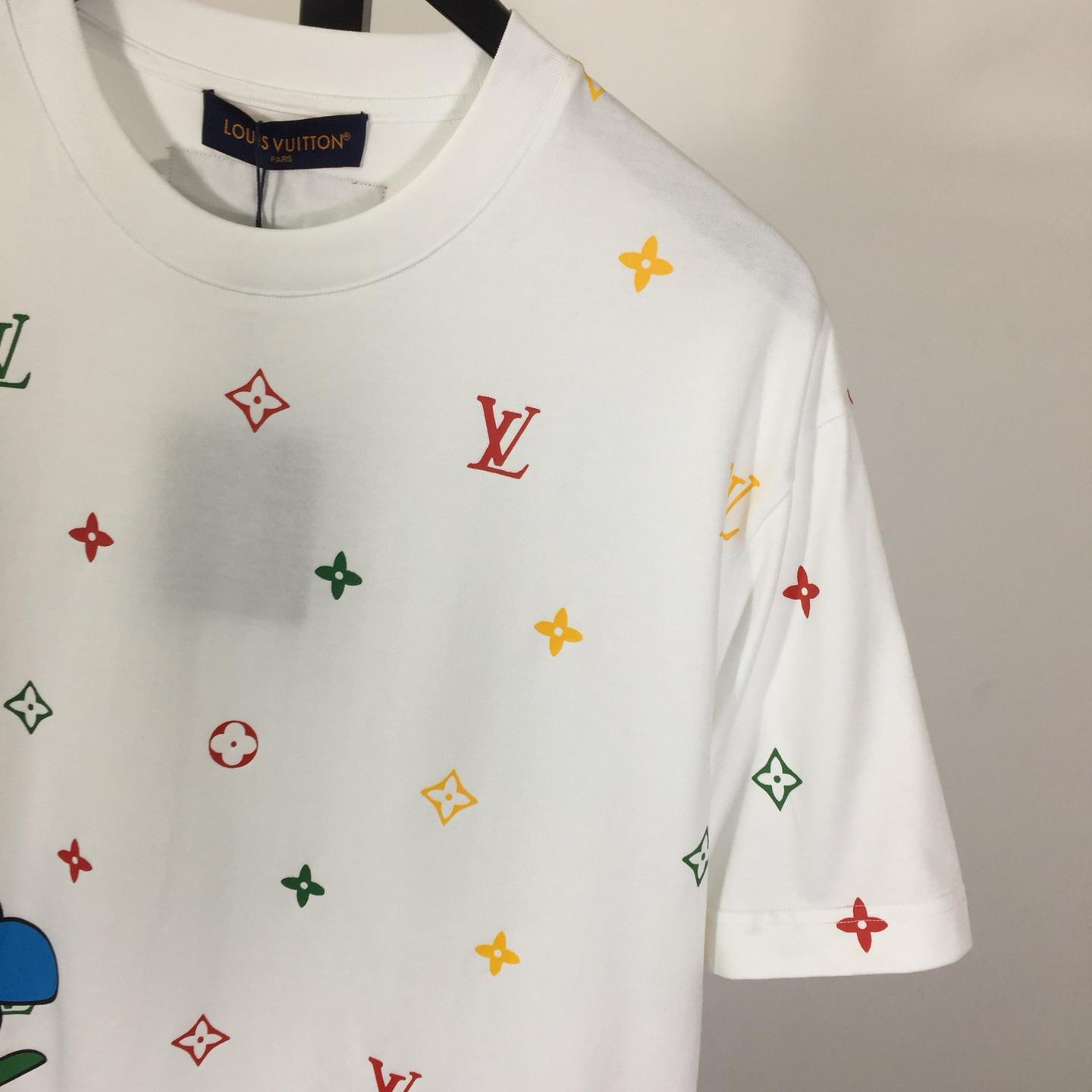 Louis Vuitton Cotton T-shirt With A Colorful Flower Graphic Print - FashionPlug