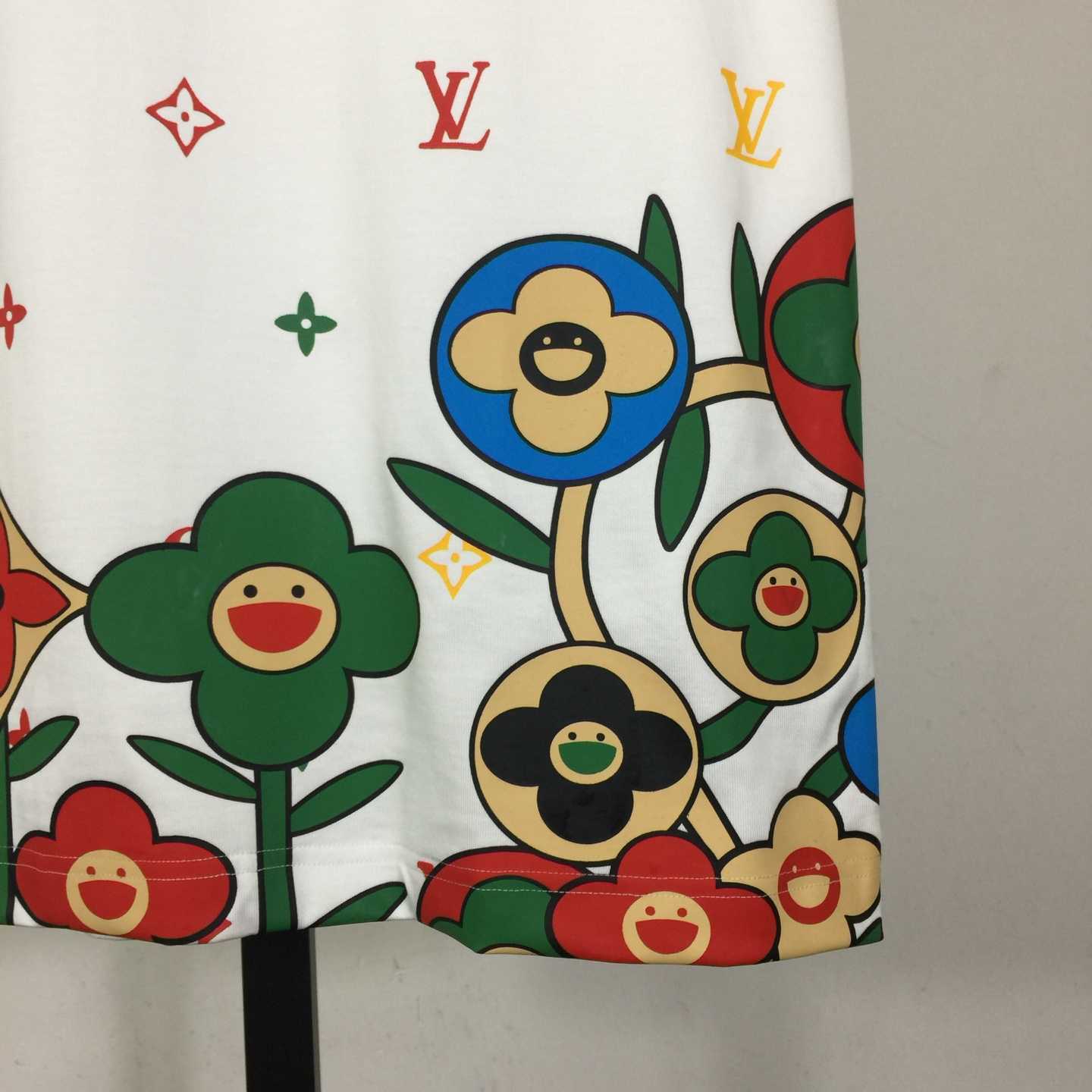 Louis Vuitton Cotton T-shirt With A Colorful Flower Graphic Print - FashionPlug