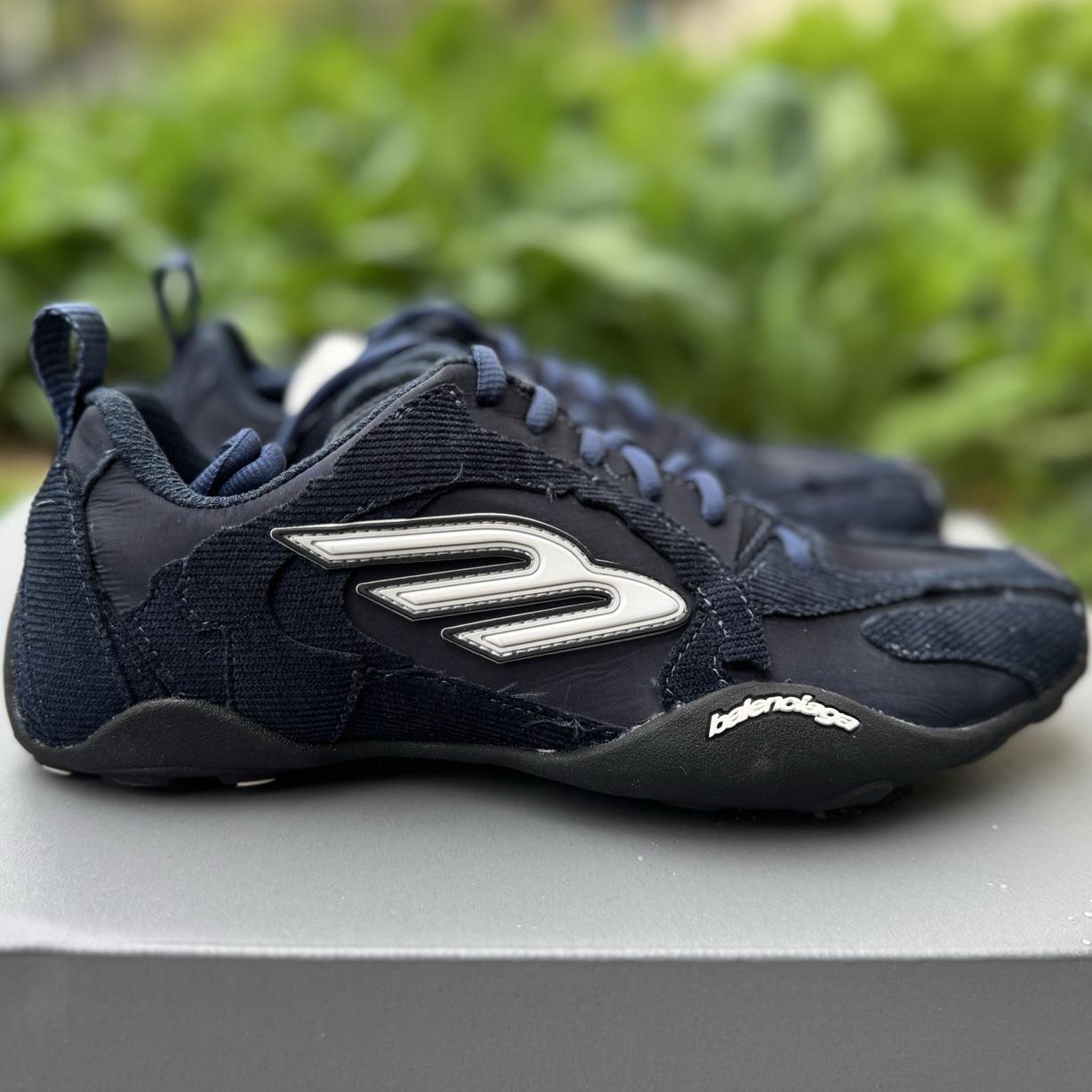 Balenciaga Monday Ultra Sneaker  - FashionPlug