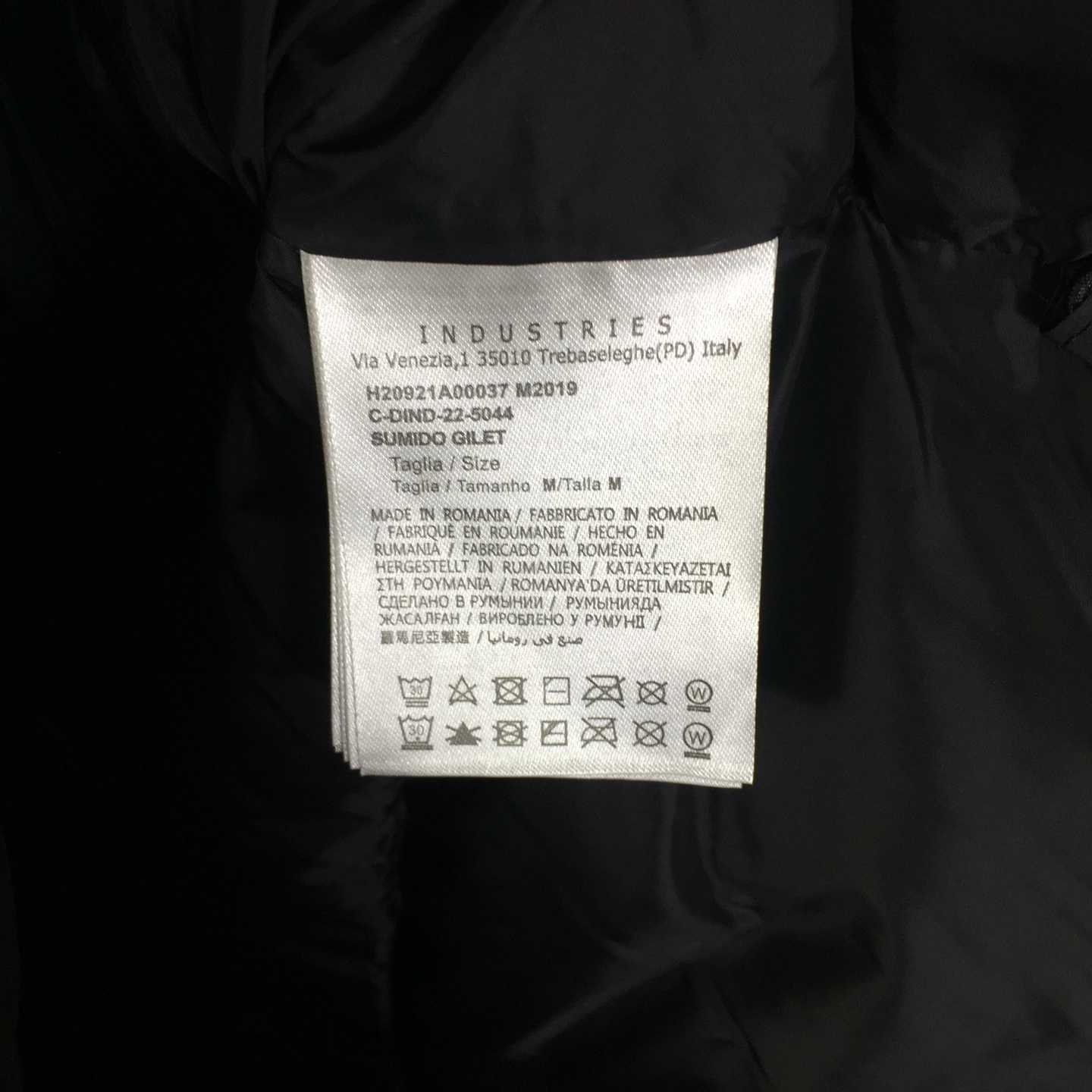 Moncler Black Citala Short Down Jacket - FashionPlug