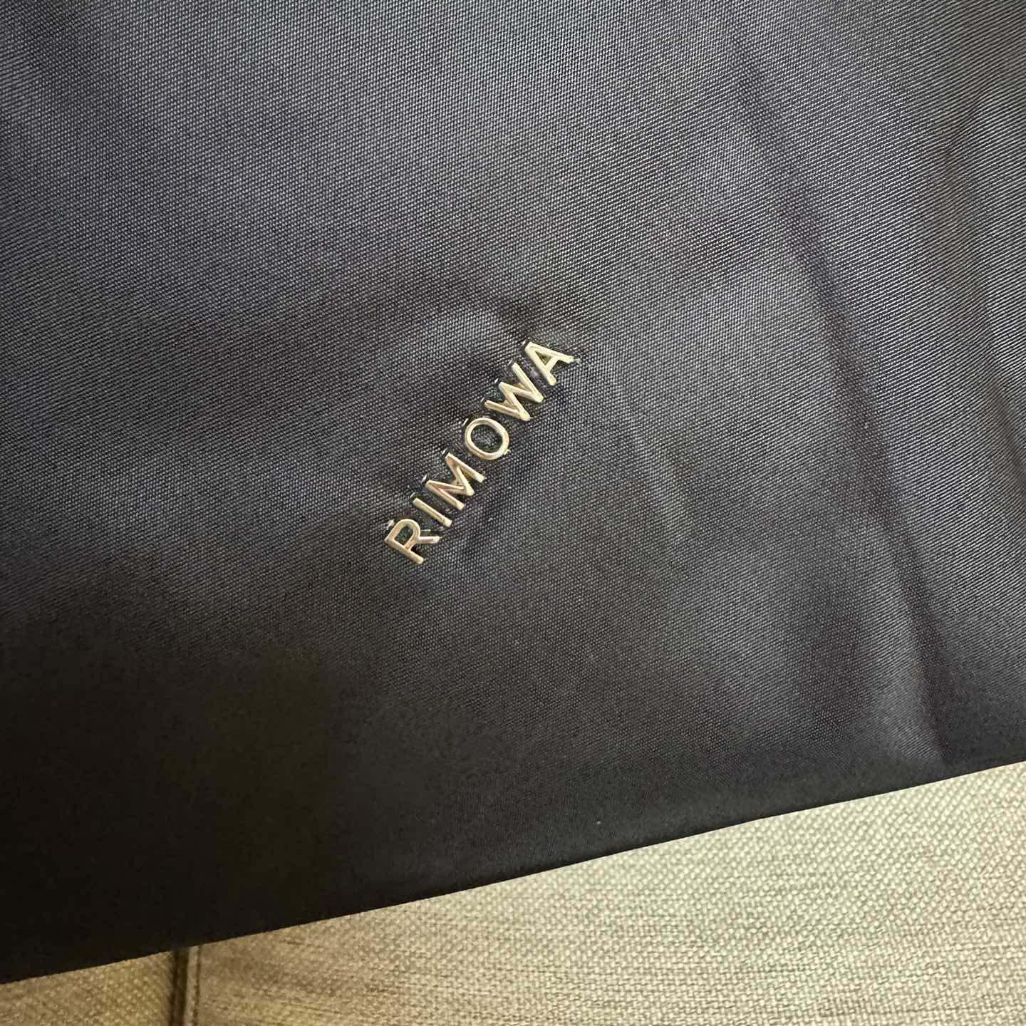 Rimowa Signature Sliding Tote  (39.5x33x15cm) - FashionPlug