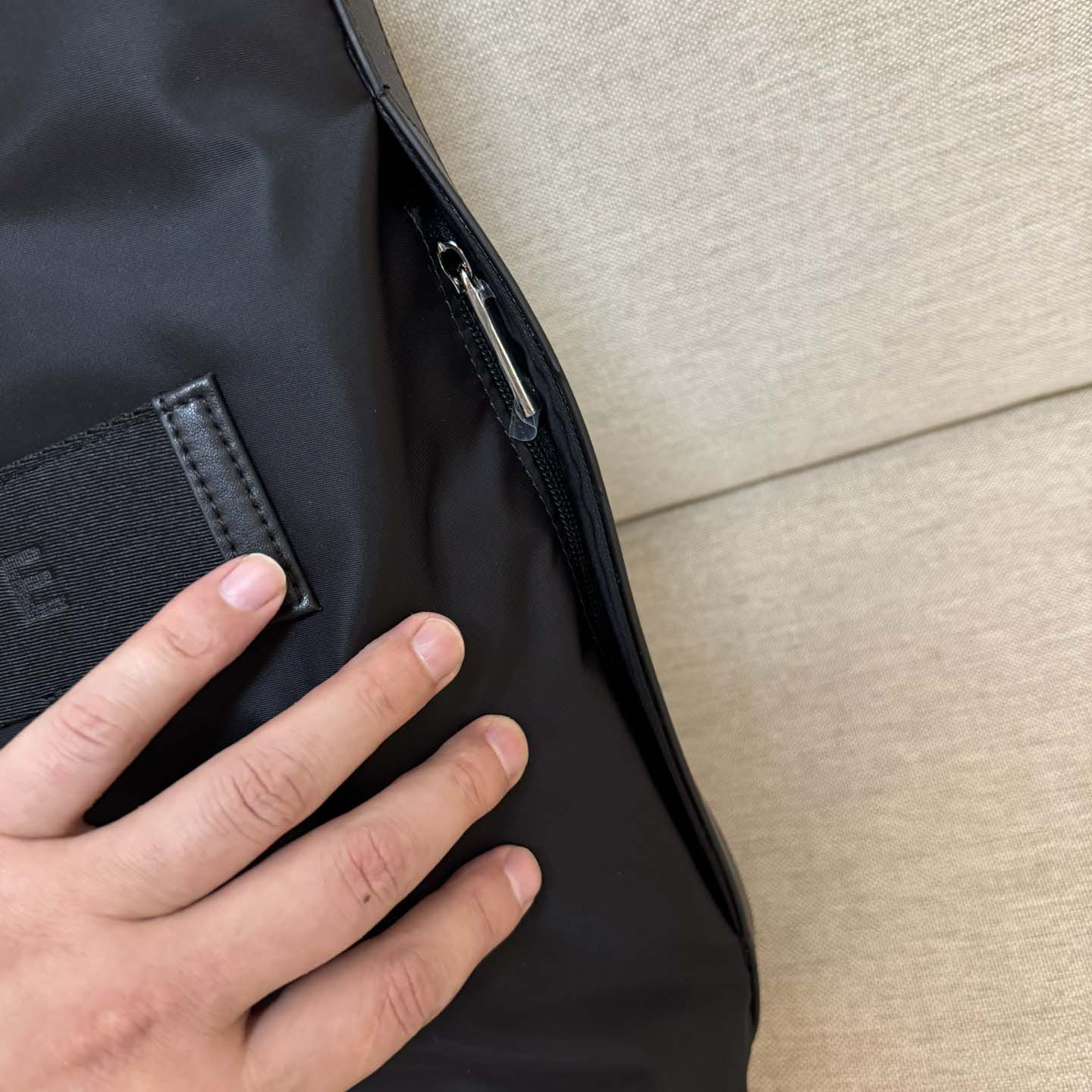 Rimowa Signature Sliding Tote  (39.5x33x15cm) - FashionPlug