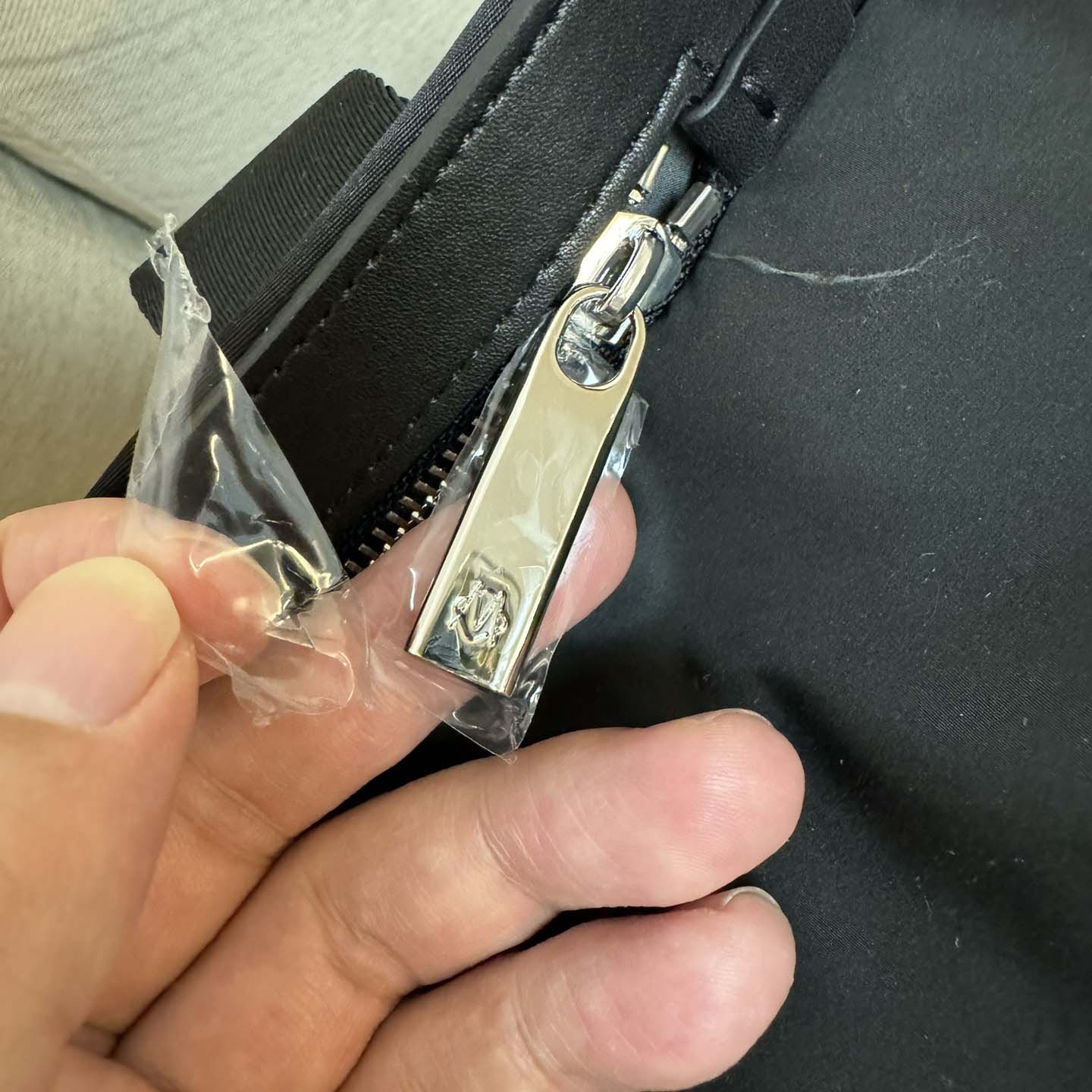 Rimowa Signature Sliding Tote  (39.5x33x15cm) - FashionPlug