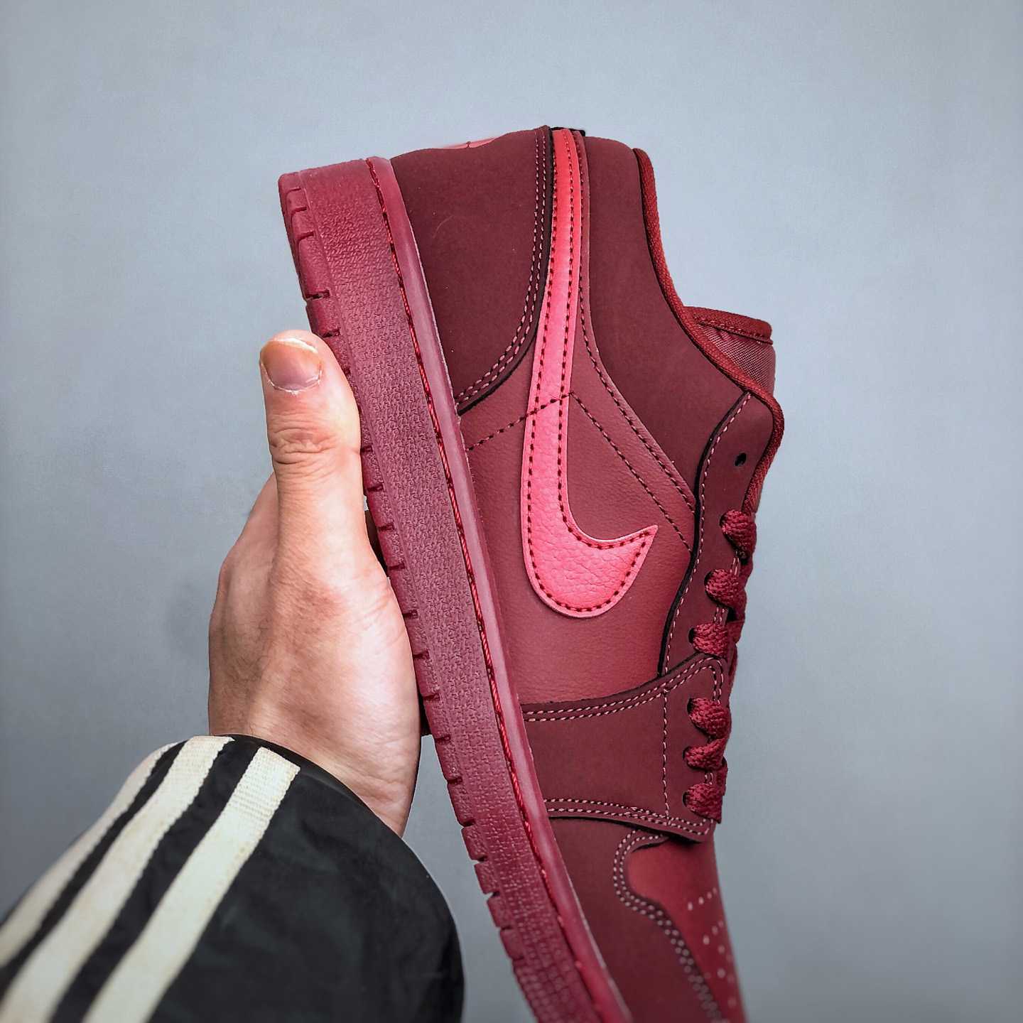 Air Jordan 1 Low  In Team Red/Sierra Red IB7012-600  - FashionPlug