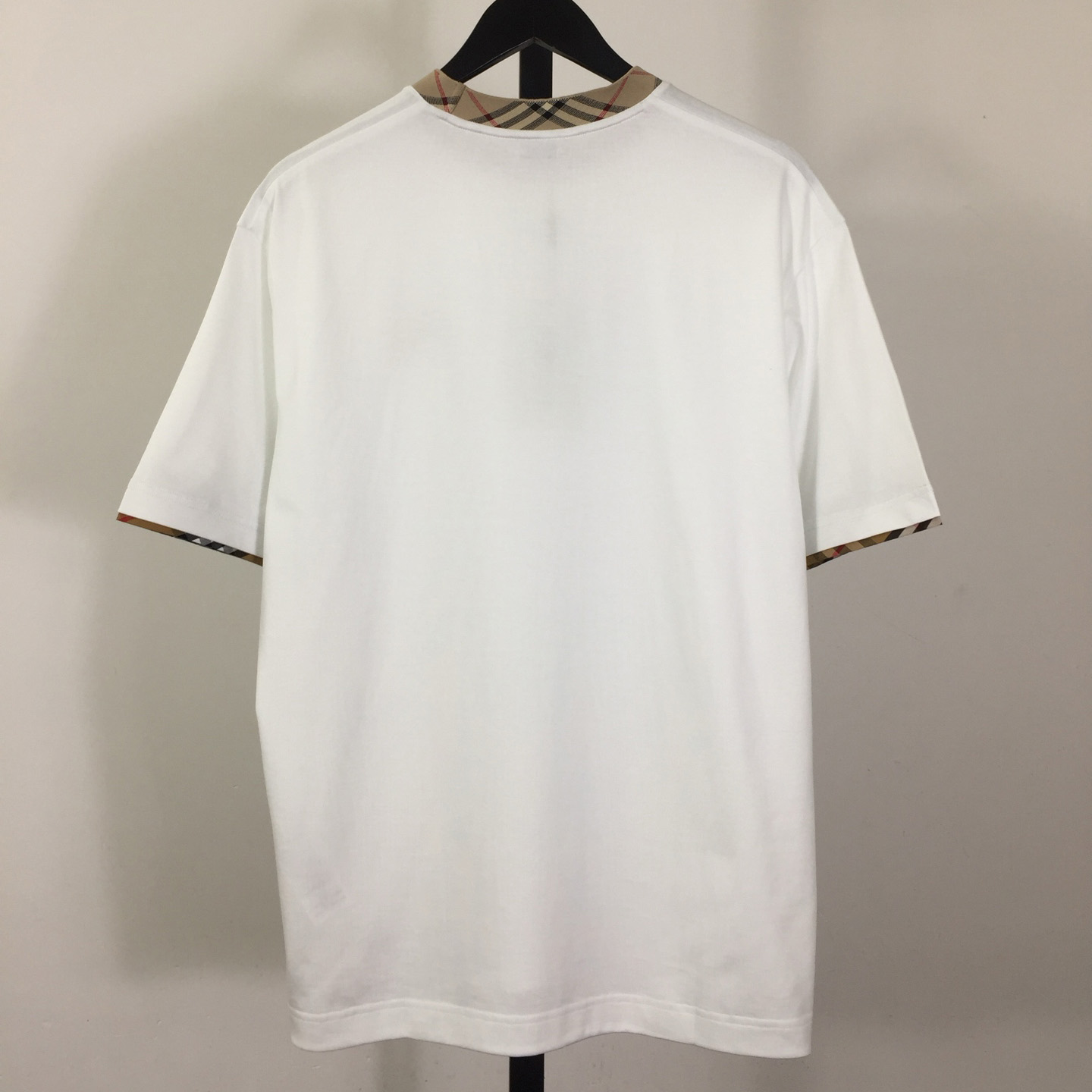 Burberry Logo Cotton T-shirt - FashionPlug