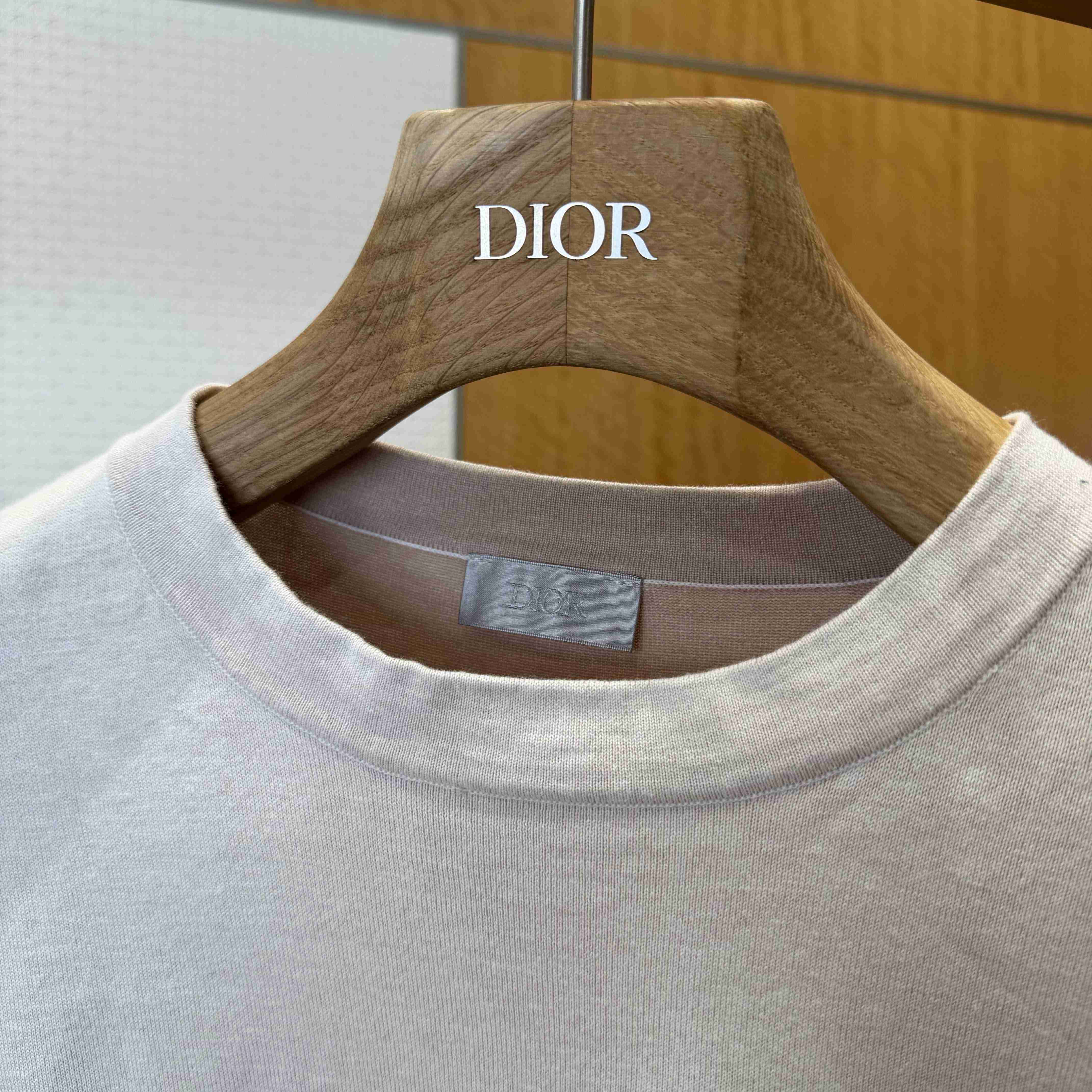 Christian Dior Couture T-Shirt - FashionPlug