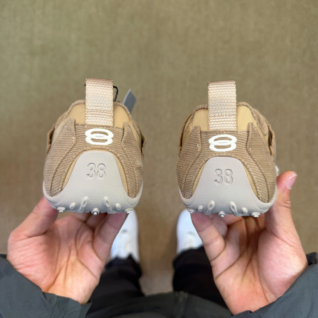 Balenciaga MONDAY ULTRA SNEAKER IN BEIGE/WHITE - FashionPlug