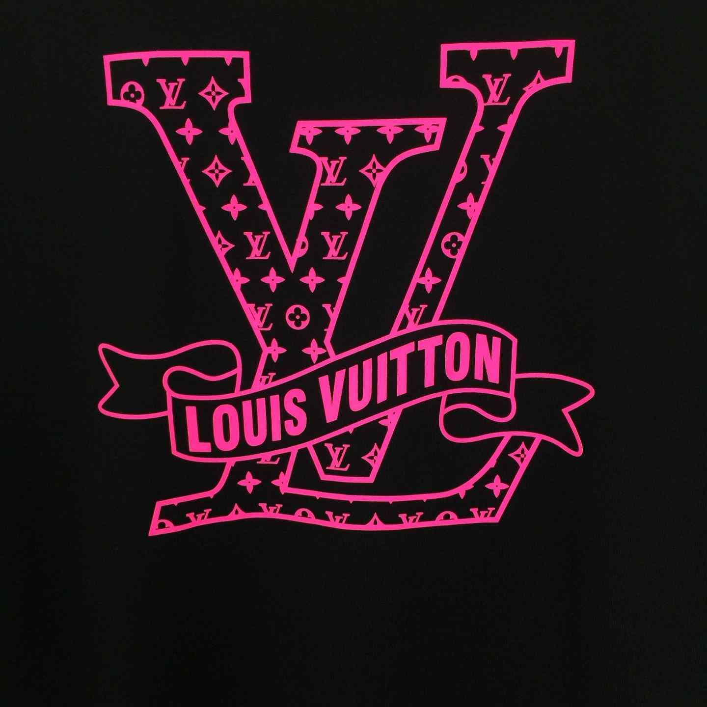 Louis Vuitton Cotton T-shirt Featuring Pink LV Logo Graphic On The Chest - FashionPlug