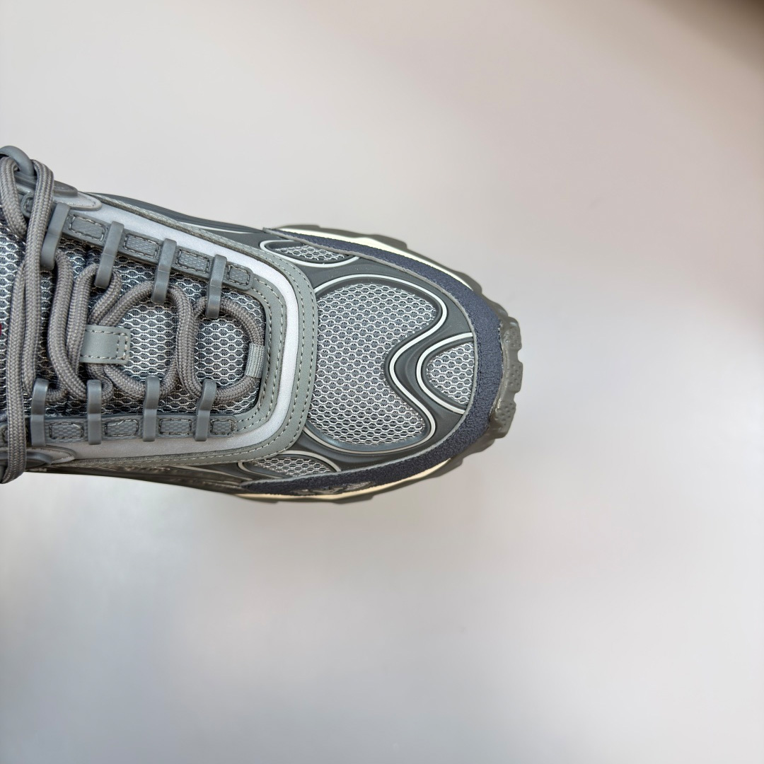 Louis Vuitton Summit Sneaker 1AJAG7 - FashionPlug