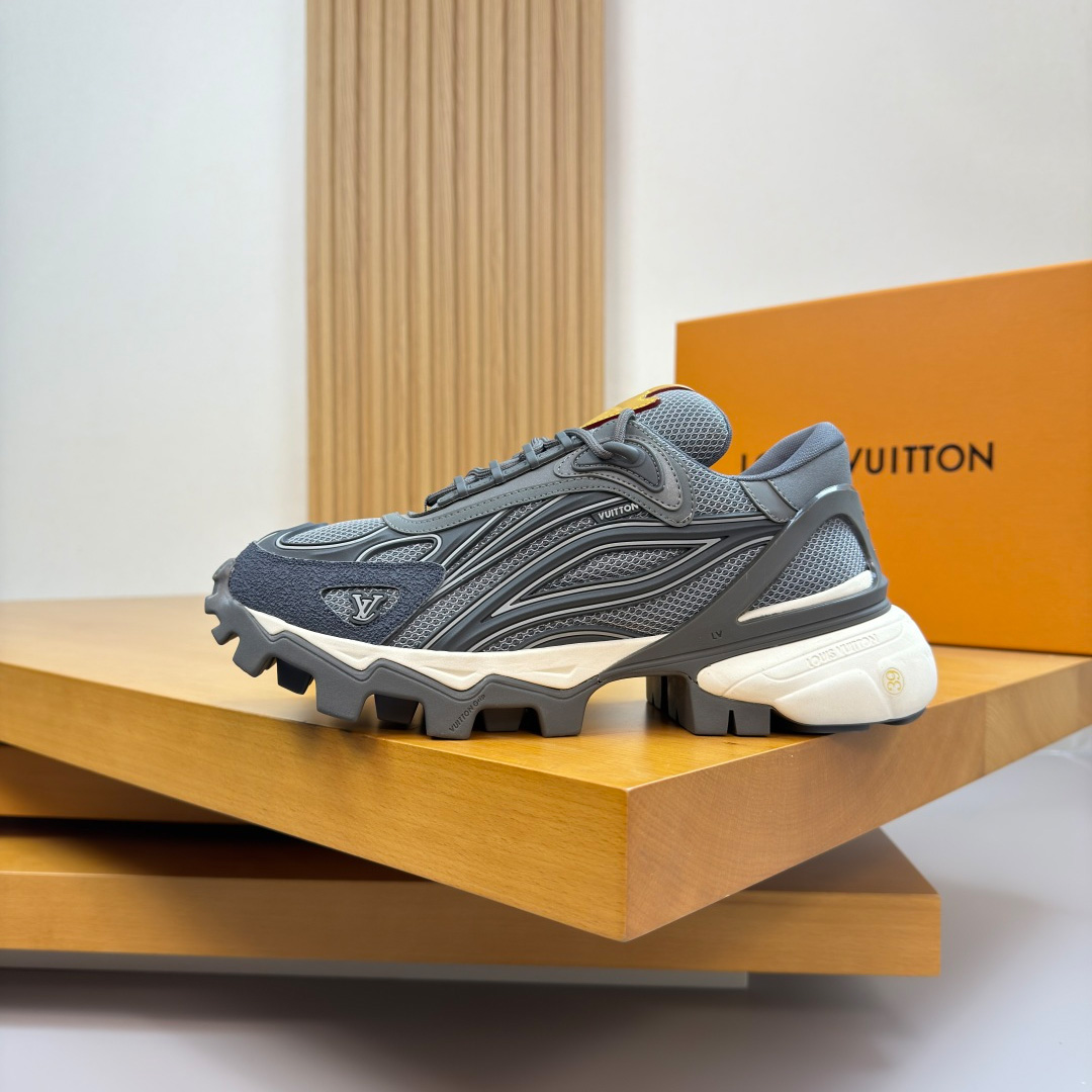 Louis Vuitton Summit Sneaker 1AJAG7 - FashionPlug