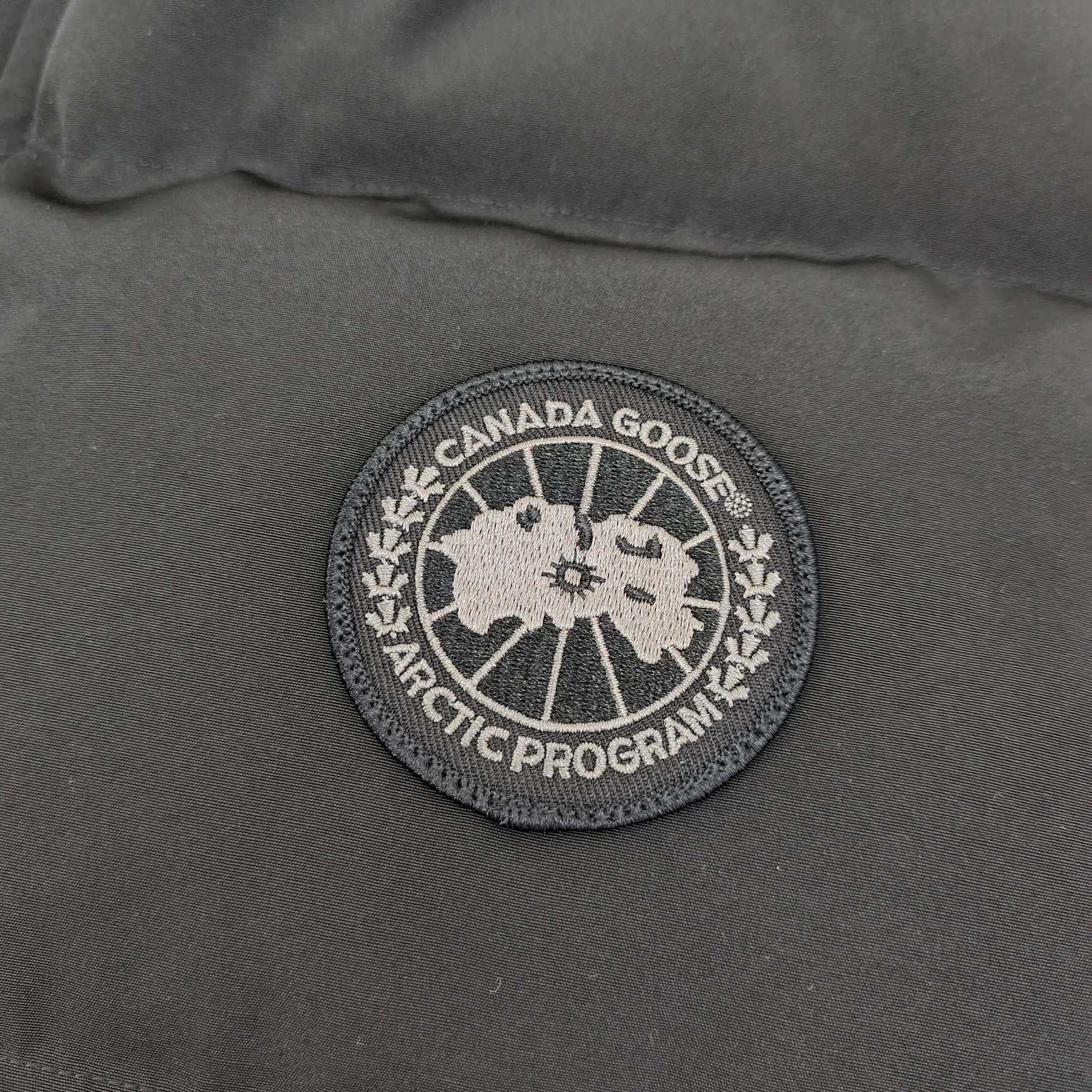 Canada Goose Garson Vest Black Label - FashionPlug