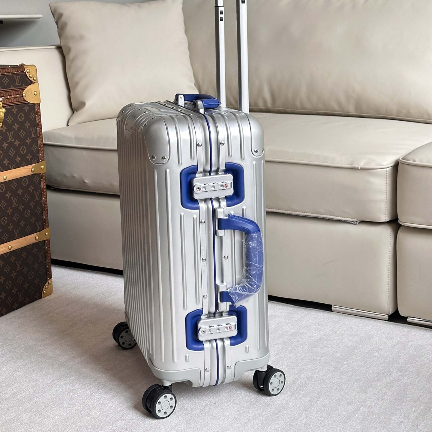 Rimowa Original Cabin Twist  - FashionPlug