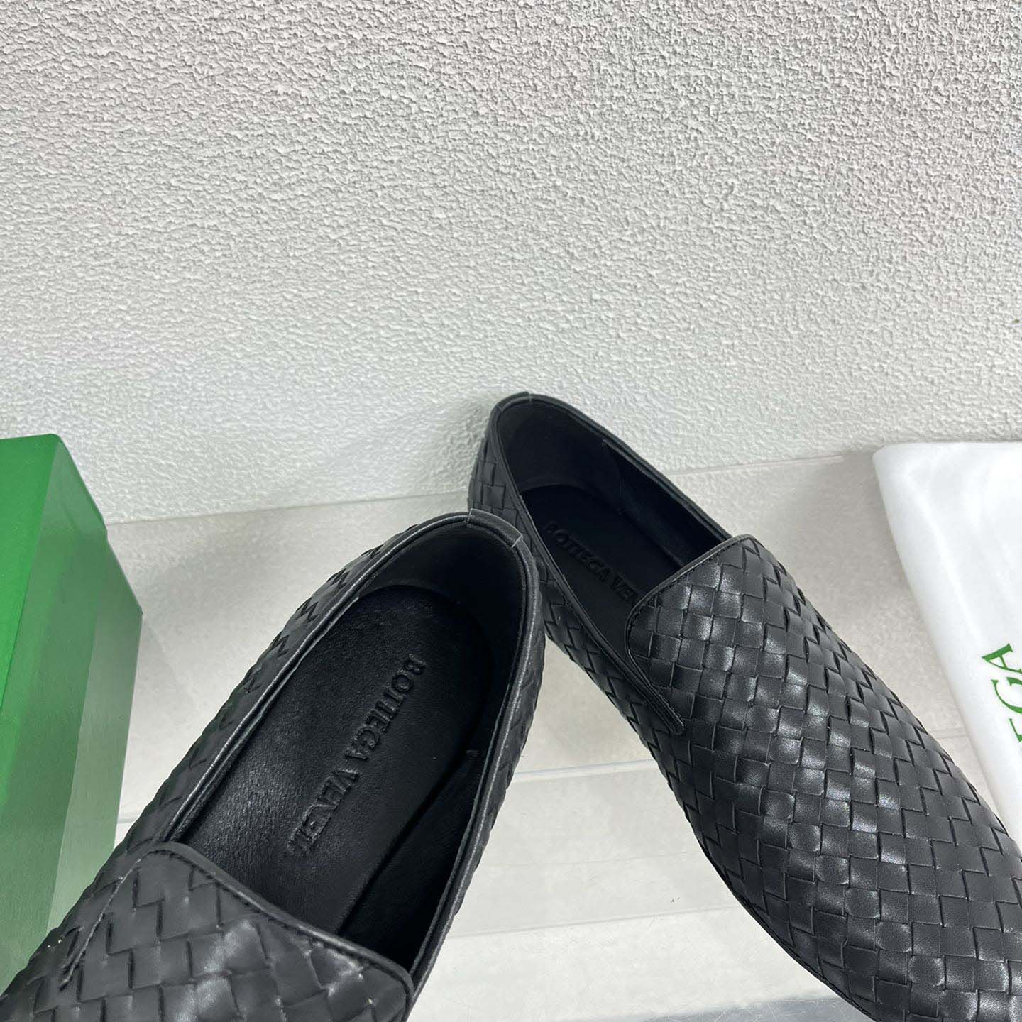 Bottega Veneta Sunday Slipper - FashionPlug