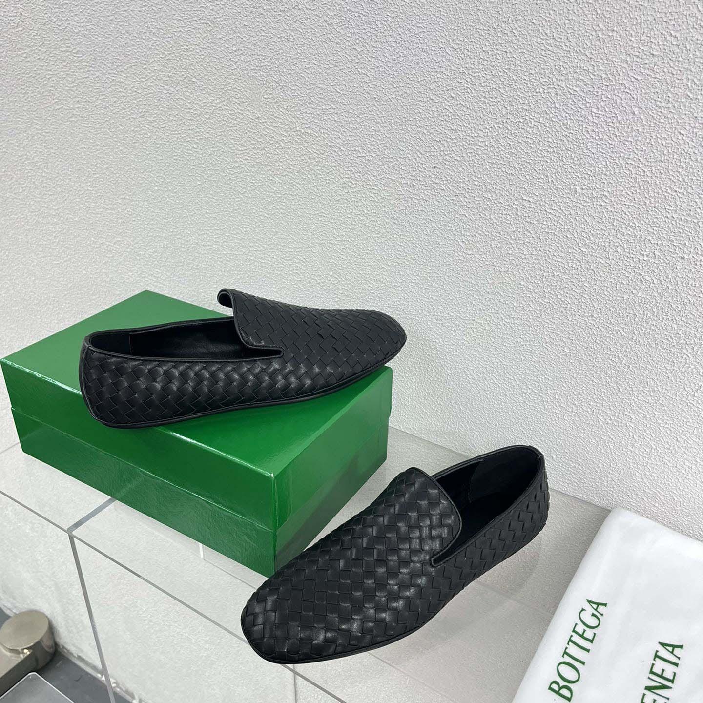 Bottega Veneta Sunday Slipper - FashionPlug
