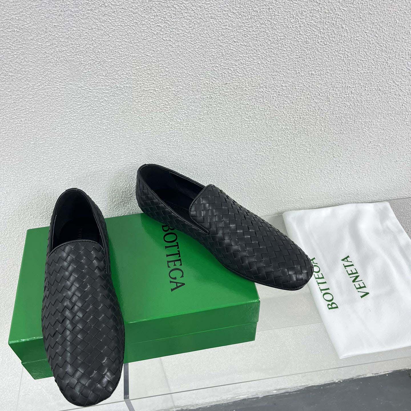 Bottega Veneta Sunday Slipper - FashionPlug