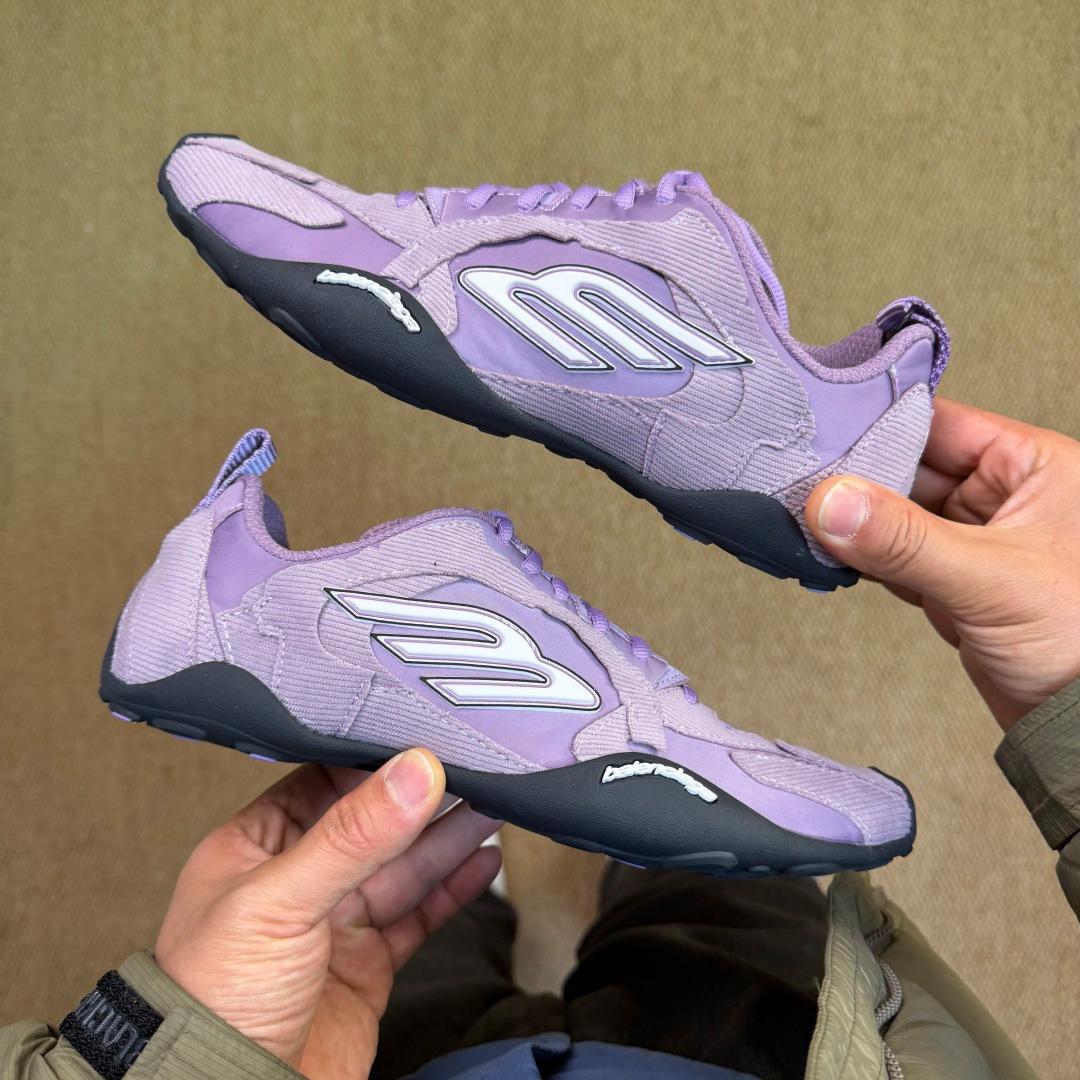 Balenciaga MONDAY ULTRA SNEAKER IN LILAC/WHITE/BLACK - FashionPlug