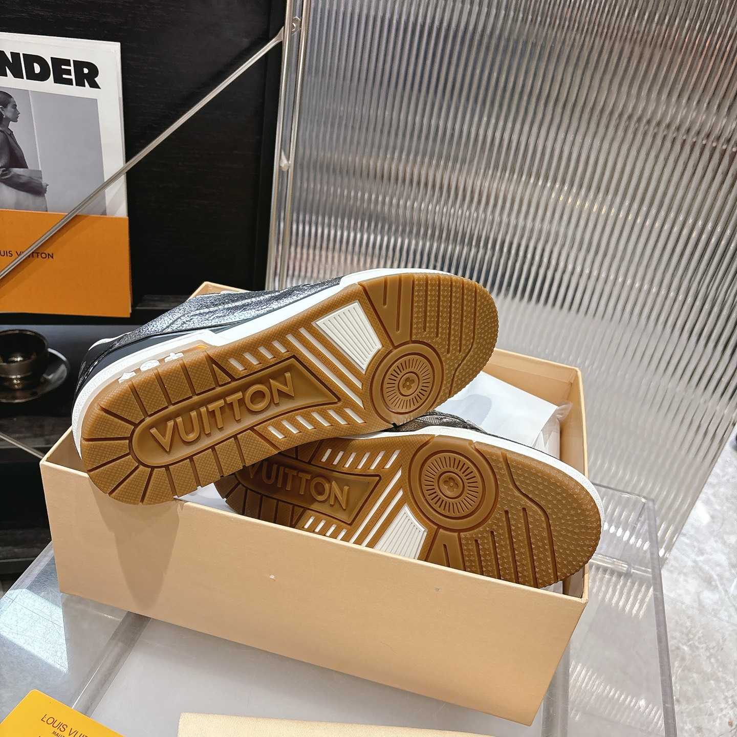 Louis Vuitton LV Trainer Sneaker    1AJ979 - FashionPlug